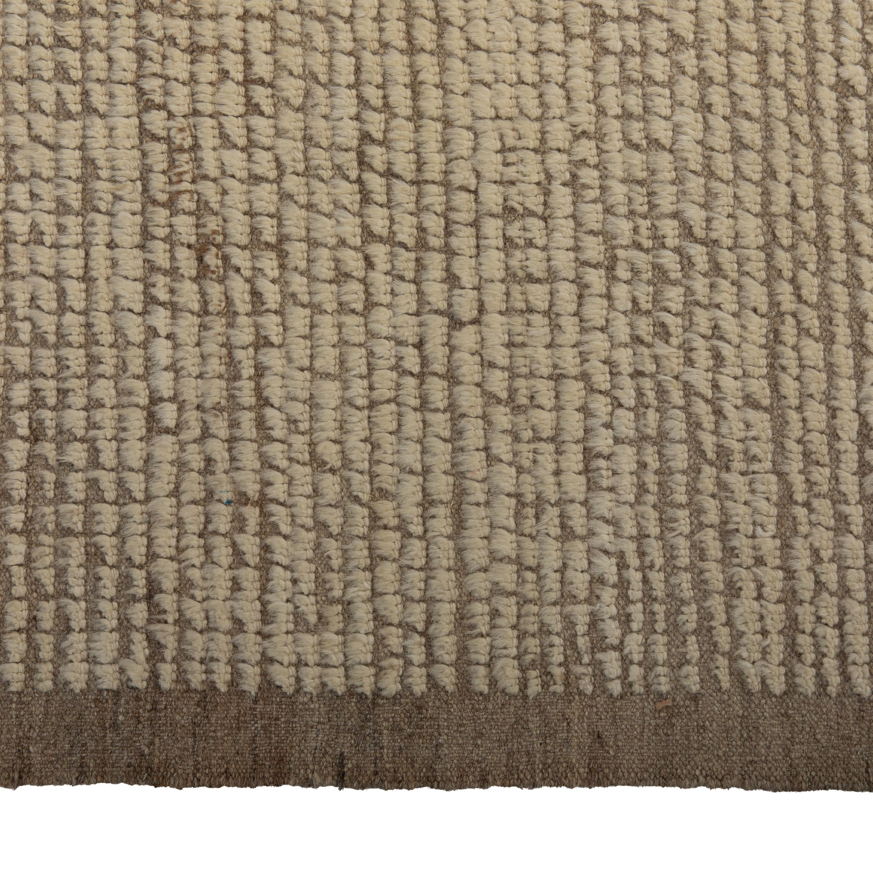 Inspiriert von den natürlichen Farben der Erde und den reinen Materialien bietet die Zameen Collection'S eine breite Palette moderner Motive aus der Mitte des Jahrhunderts in weichen, neutralen Tönen. Die in Zentralasien handgeknüpften