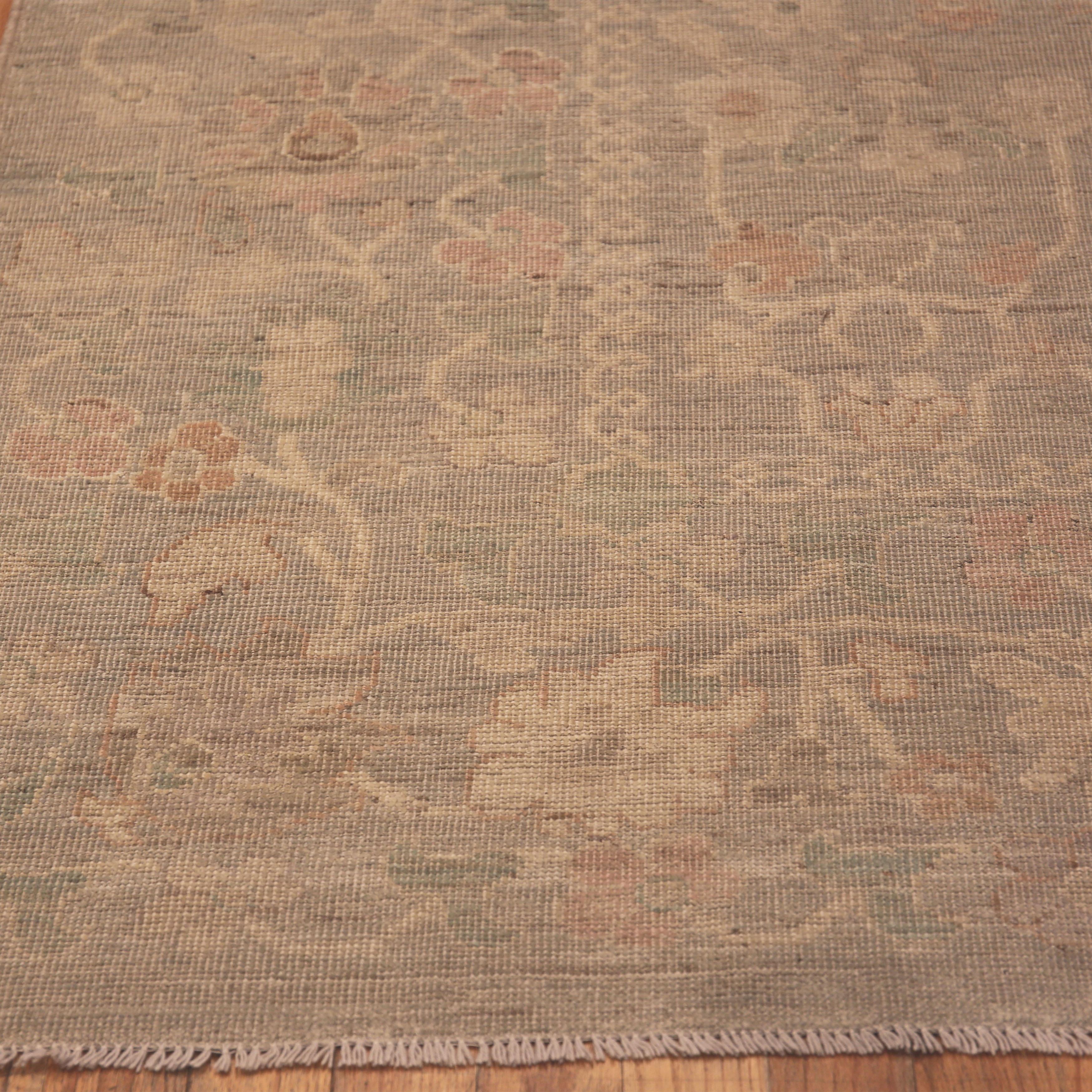 Masterful craftsmanship and strong antique quality make this Zameen Mid Century Modern Rug 9' x 11'9