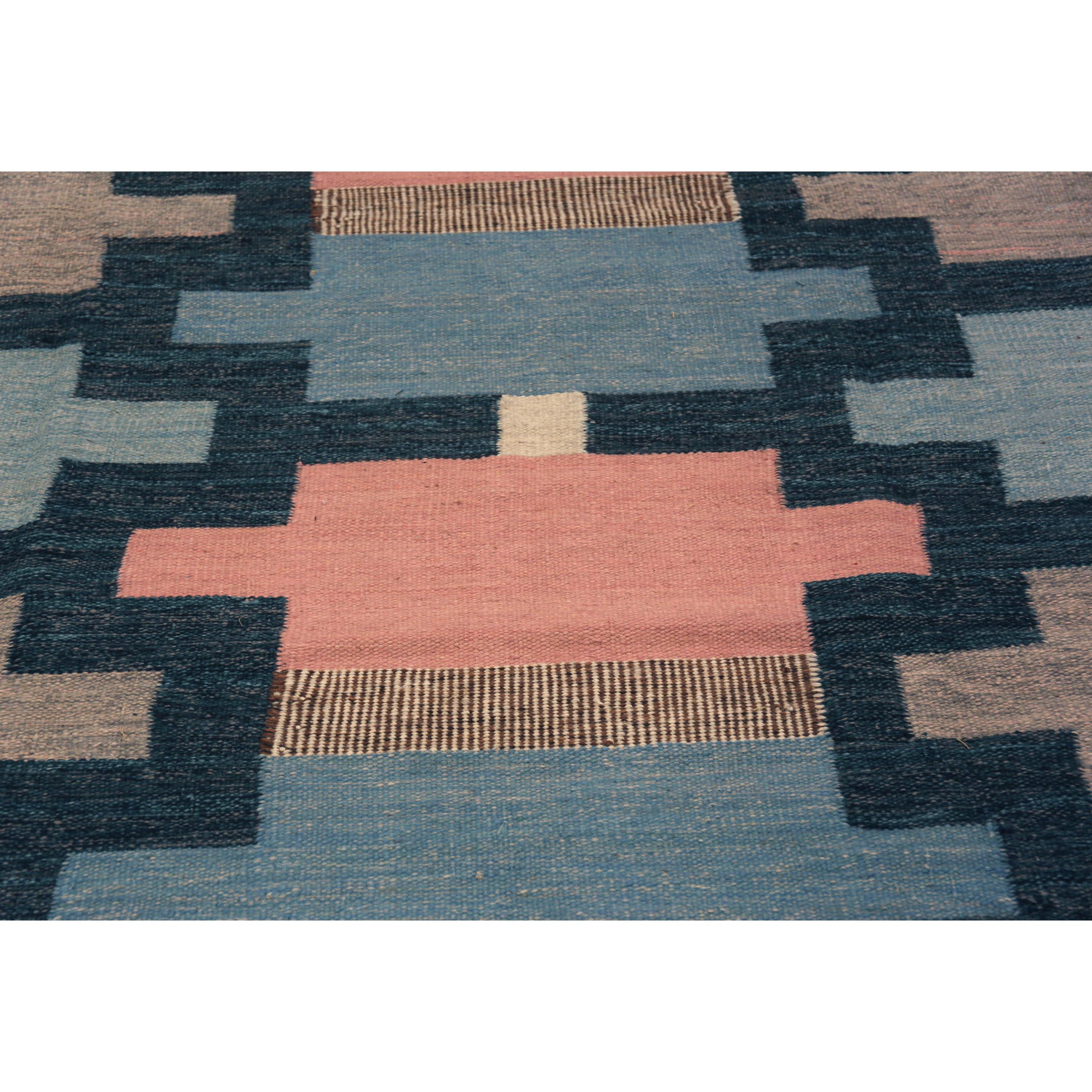 Tapis d'inspiration suédoise rose et bleue - 9'3