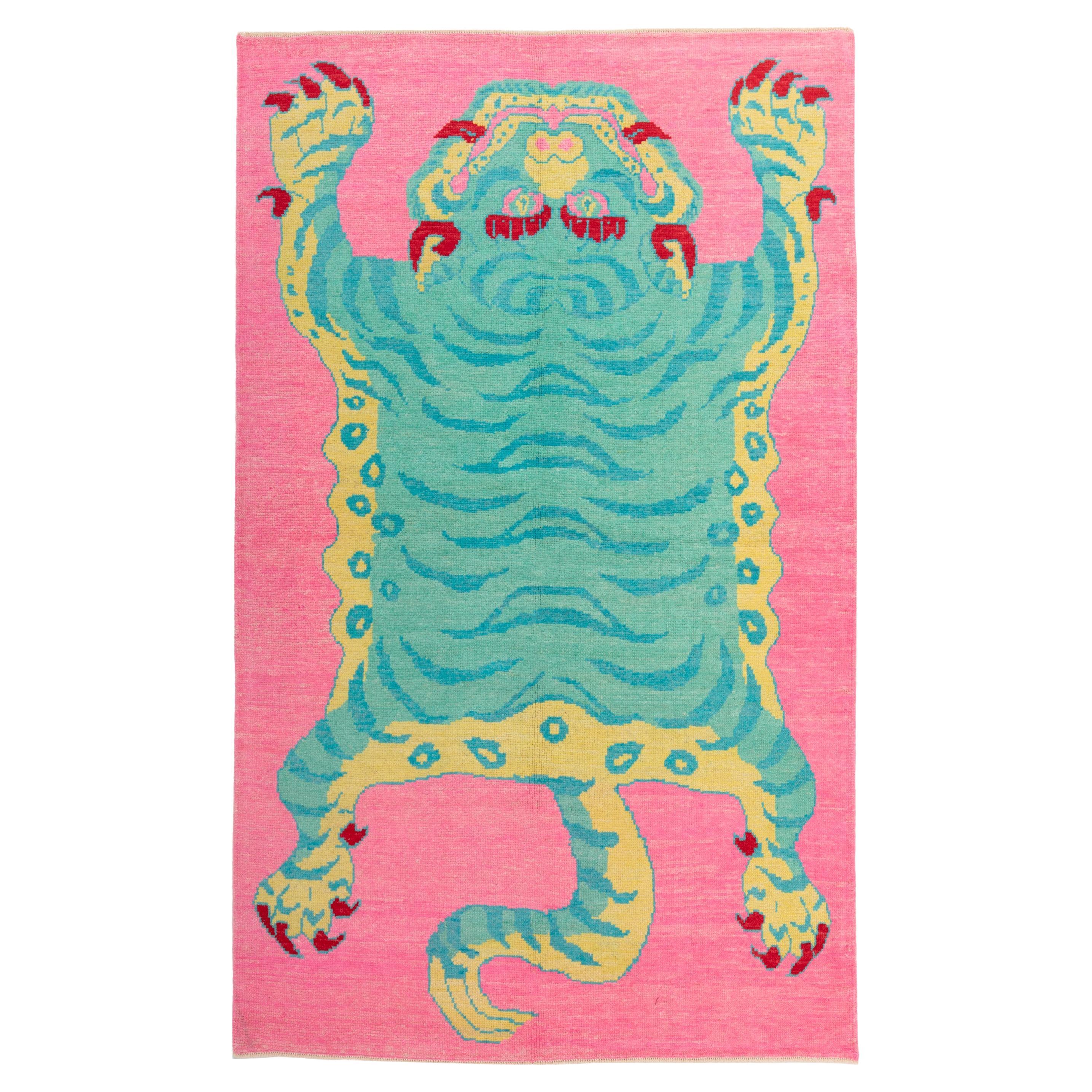 abc carpet Pink Contemporary Tiger Wool Rug - 5'5" x 8'10"
