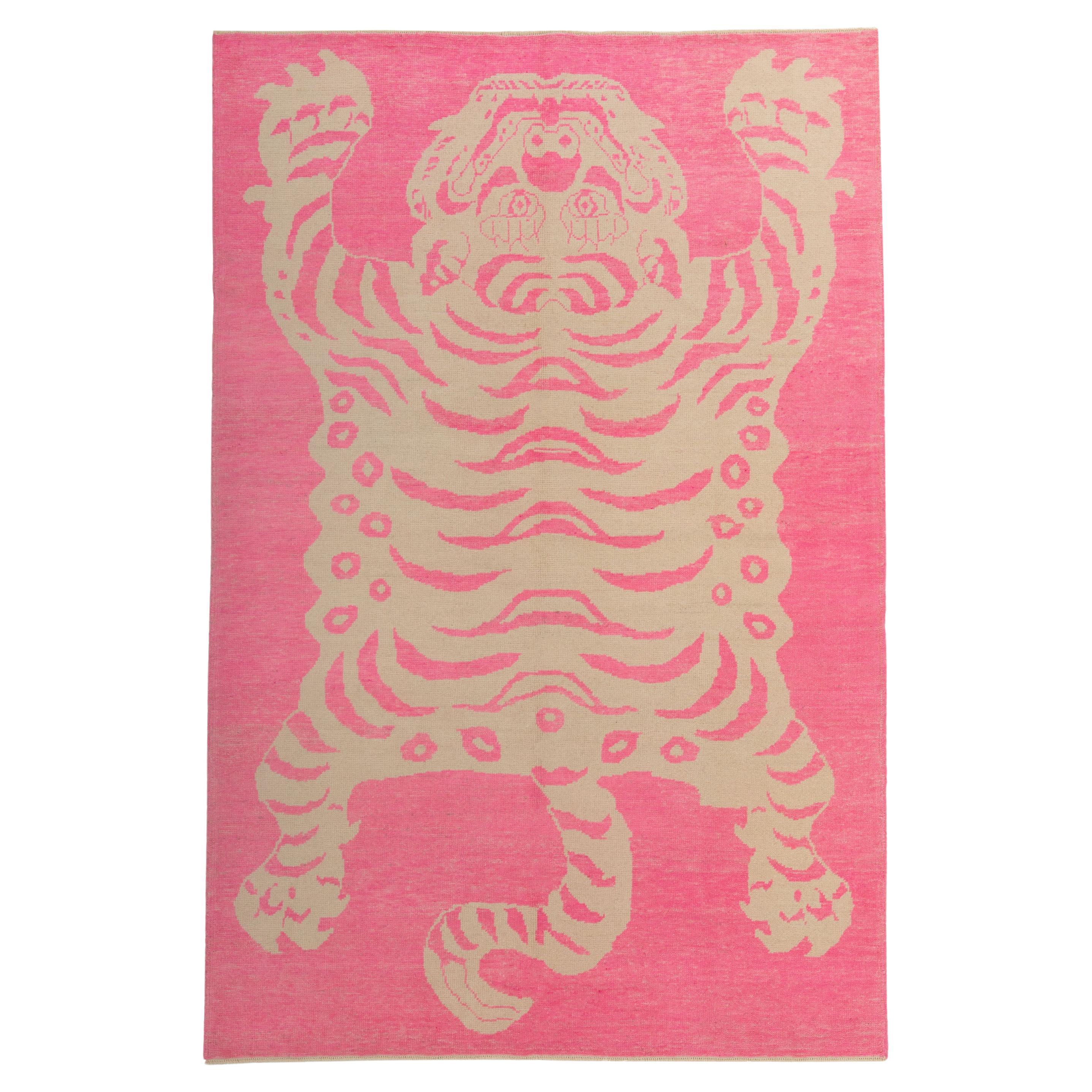 abc carpet Pink Contemporary Tiger Wool Rug - 6'9" x 10'1"