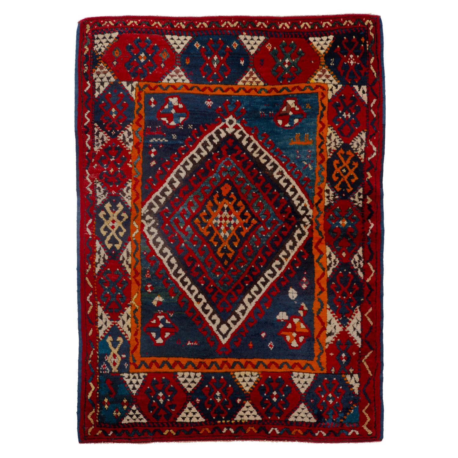 abc carpet Vintage Traditional Wool Rug - 4' x 5'2" For Sale