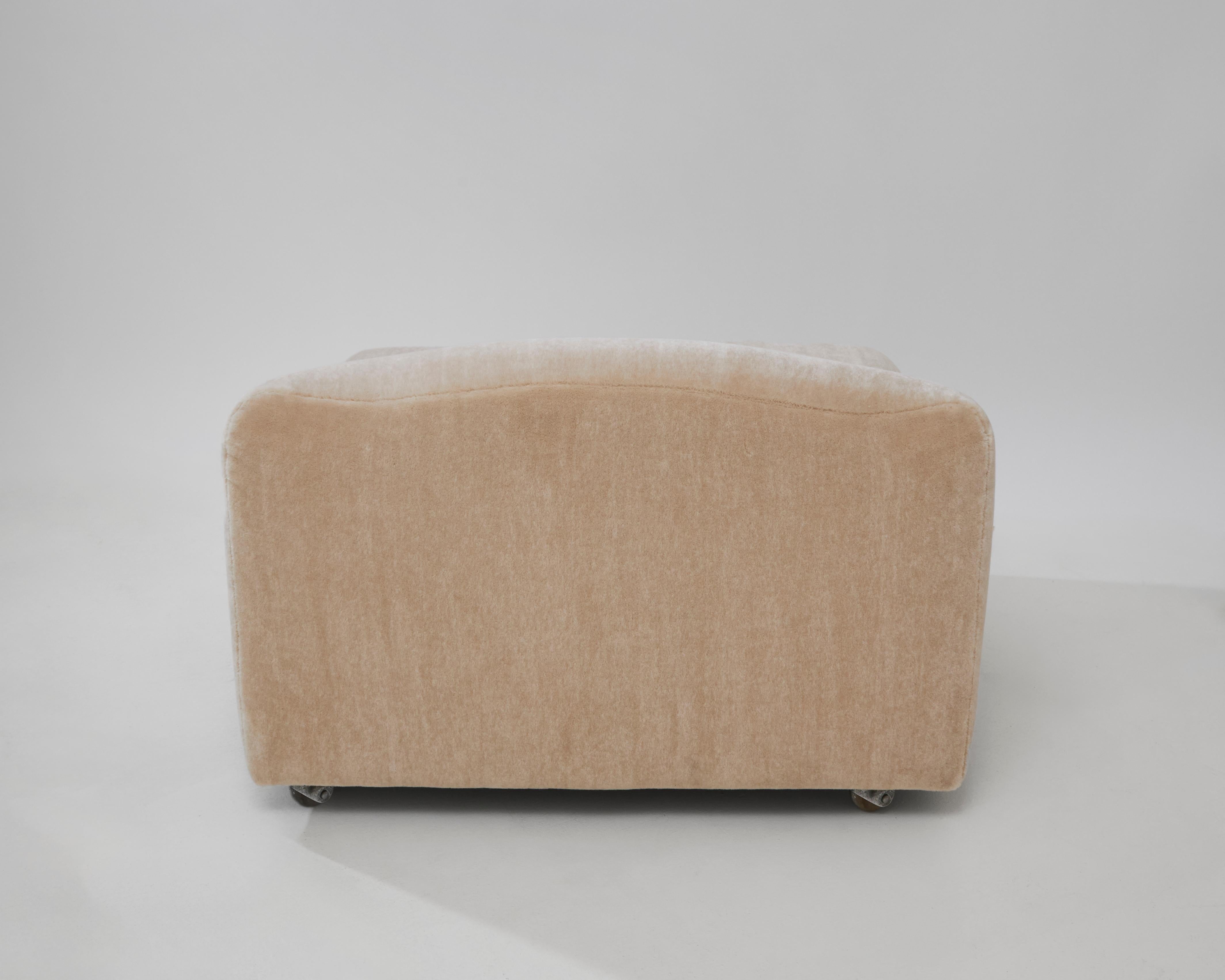 ABCD 1-Seat Chair by Pierre Paulin for Artifort, Mohair In Excellent Condition For Sale In Toronto, ON