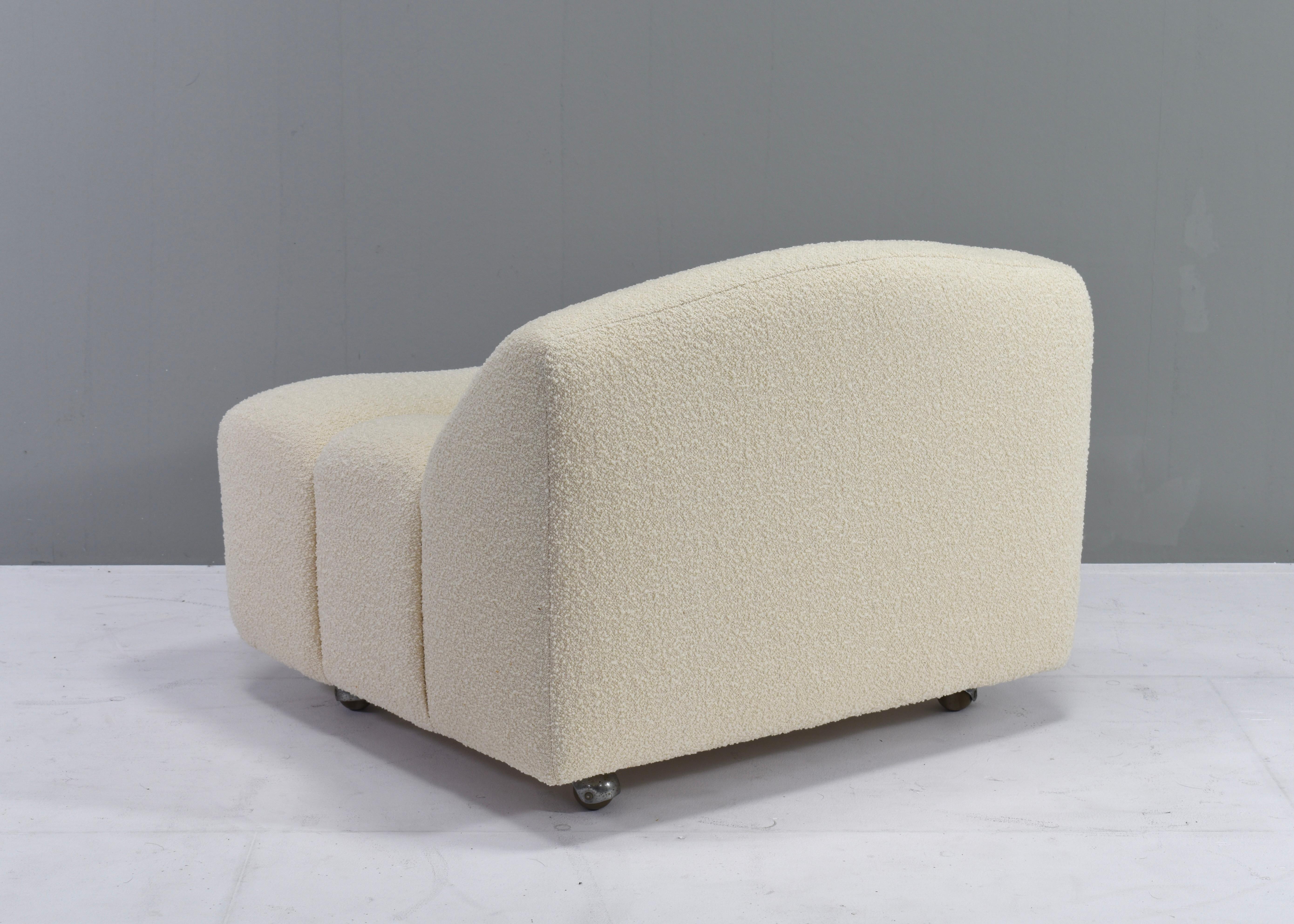 ABCD Armchair by Pierre Paulin for ARTIFORT New Upholstery, Netherlands - 1968 For Sale 4