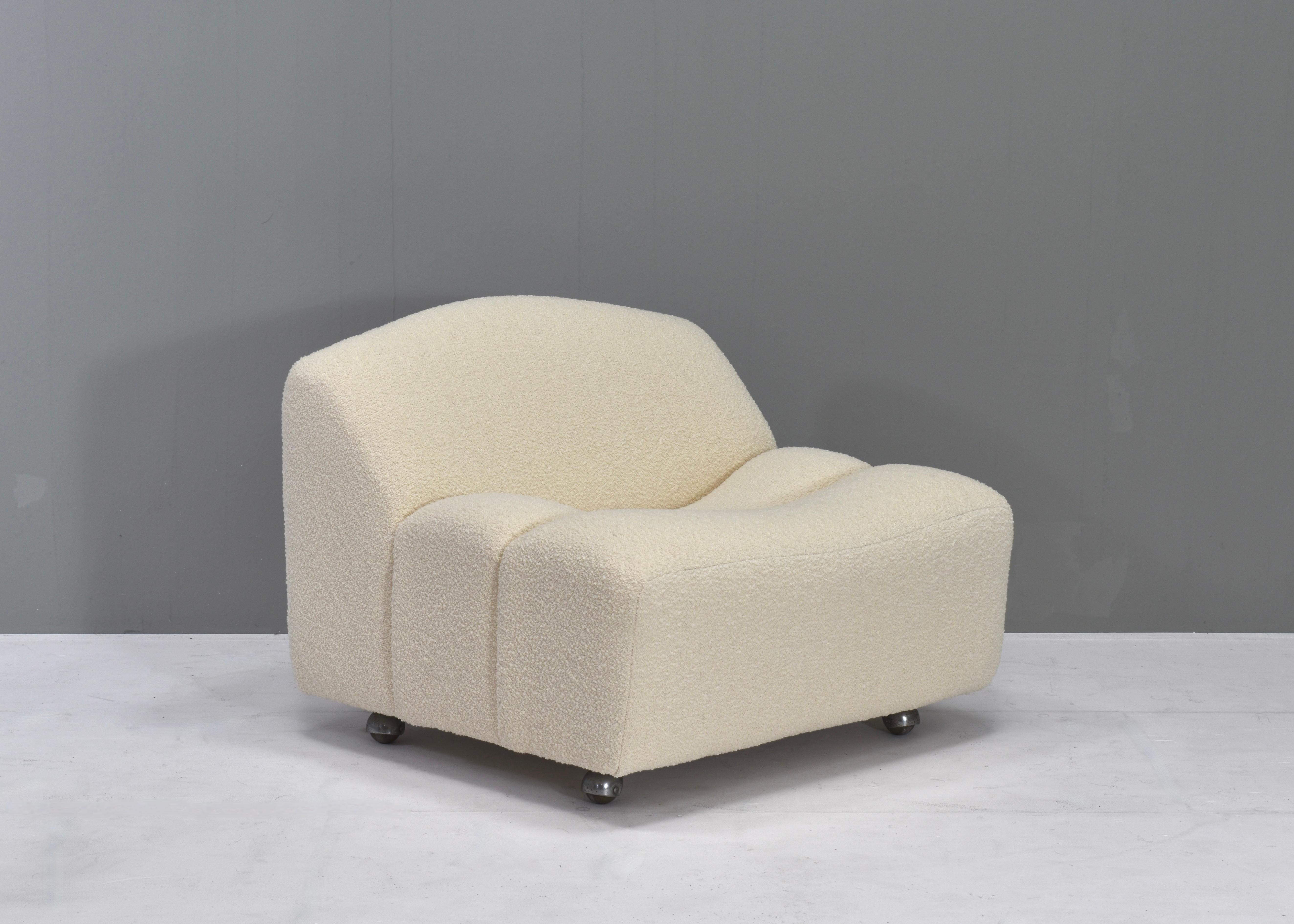 Mid-Century Modern ABCD Armchair by Pierre Paulin for ARTIFORT New Upholstery, Netherlands - 1968 For Sale