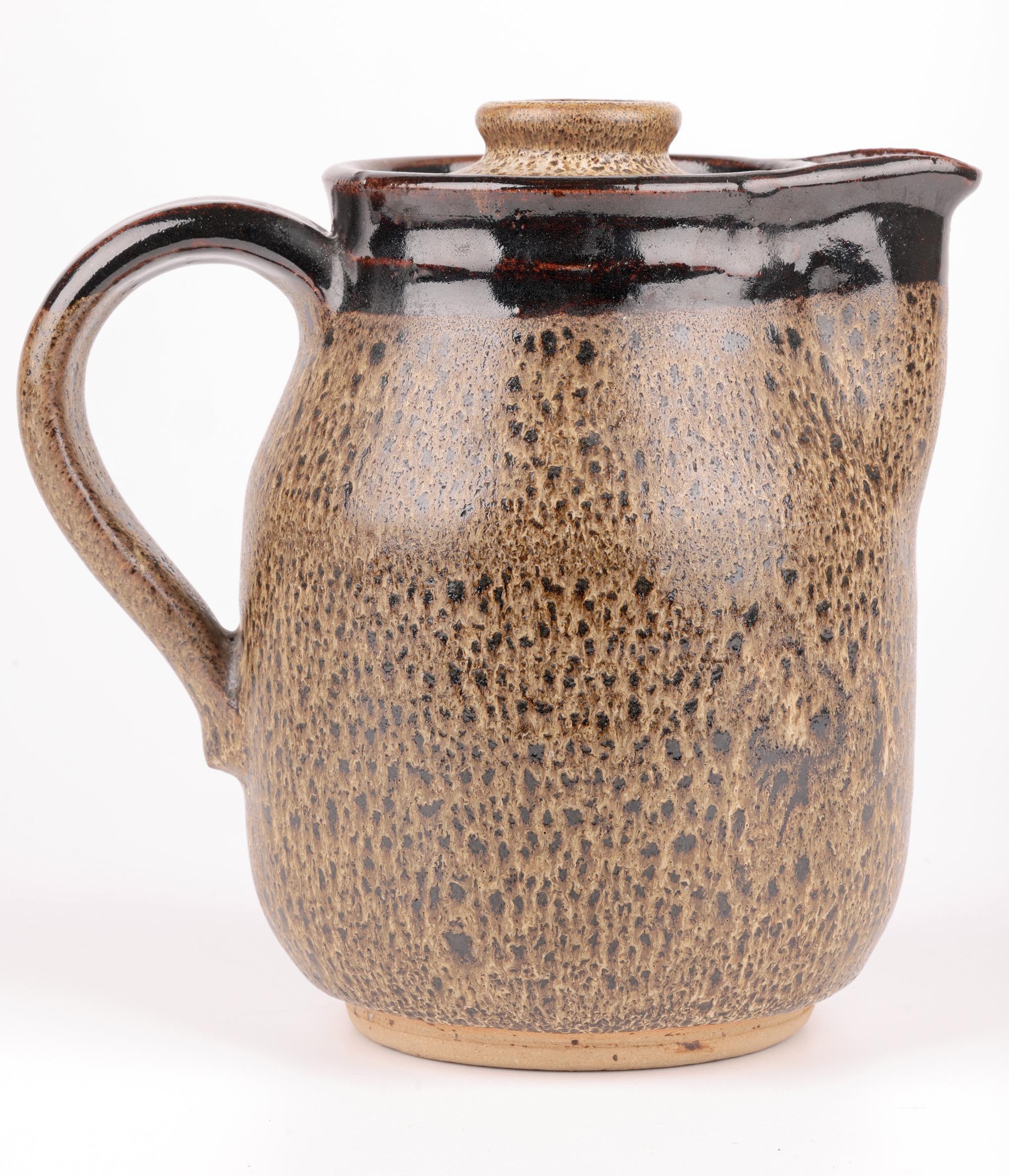 Abdo Nagi Oatmeal Glazed Studio Pottery Jug & Cover en grès en vente 3