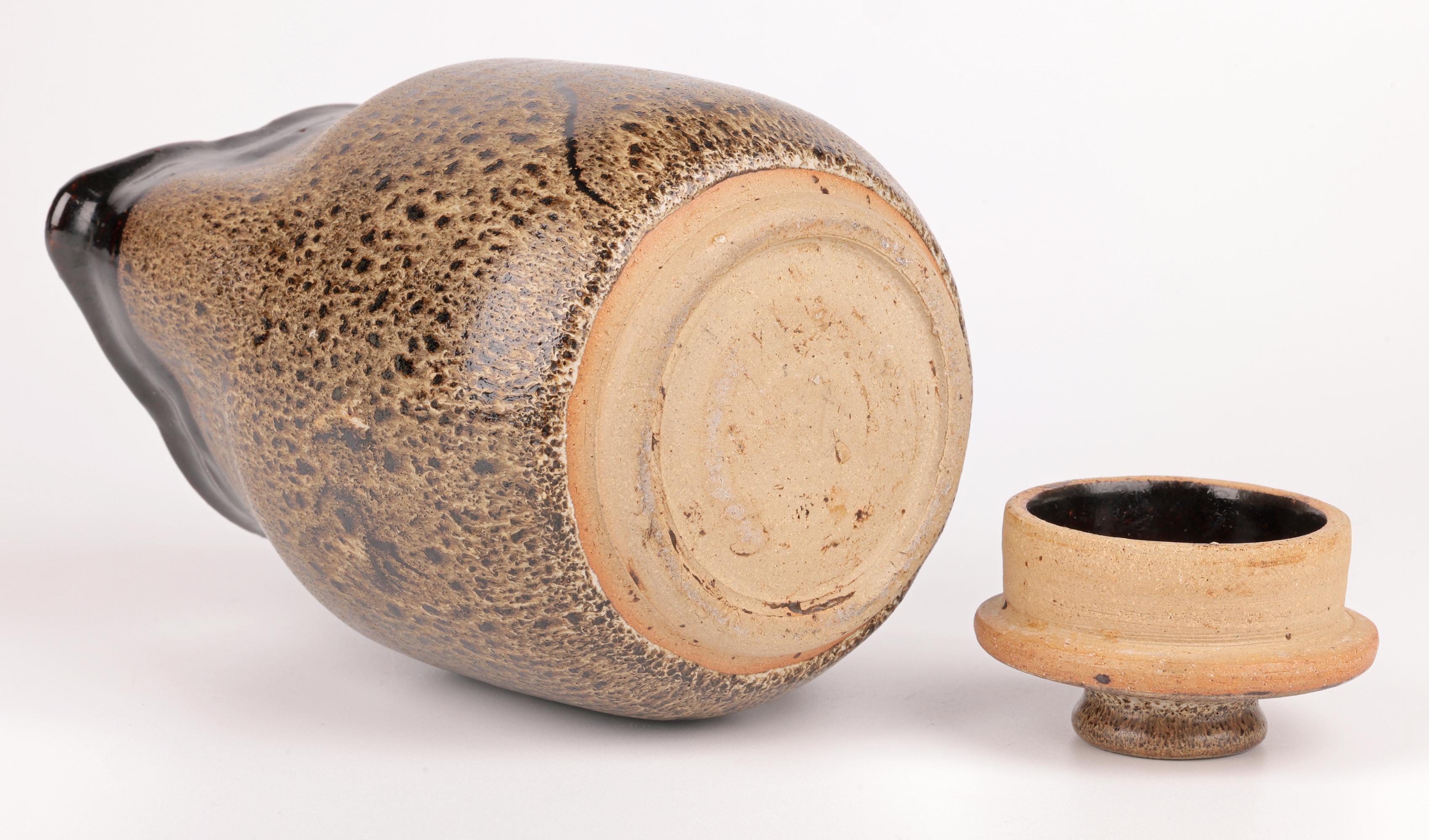 Abdo Nagi Oatmeal Glazed Studio Pottery Jug & Cover en grès en vente 4