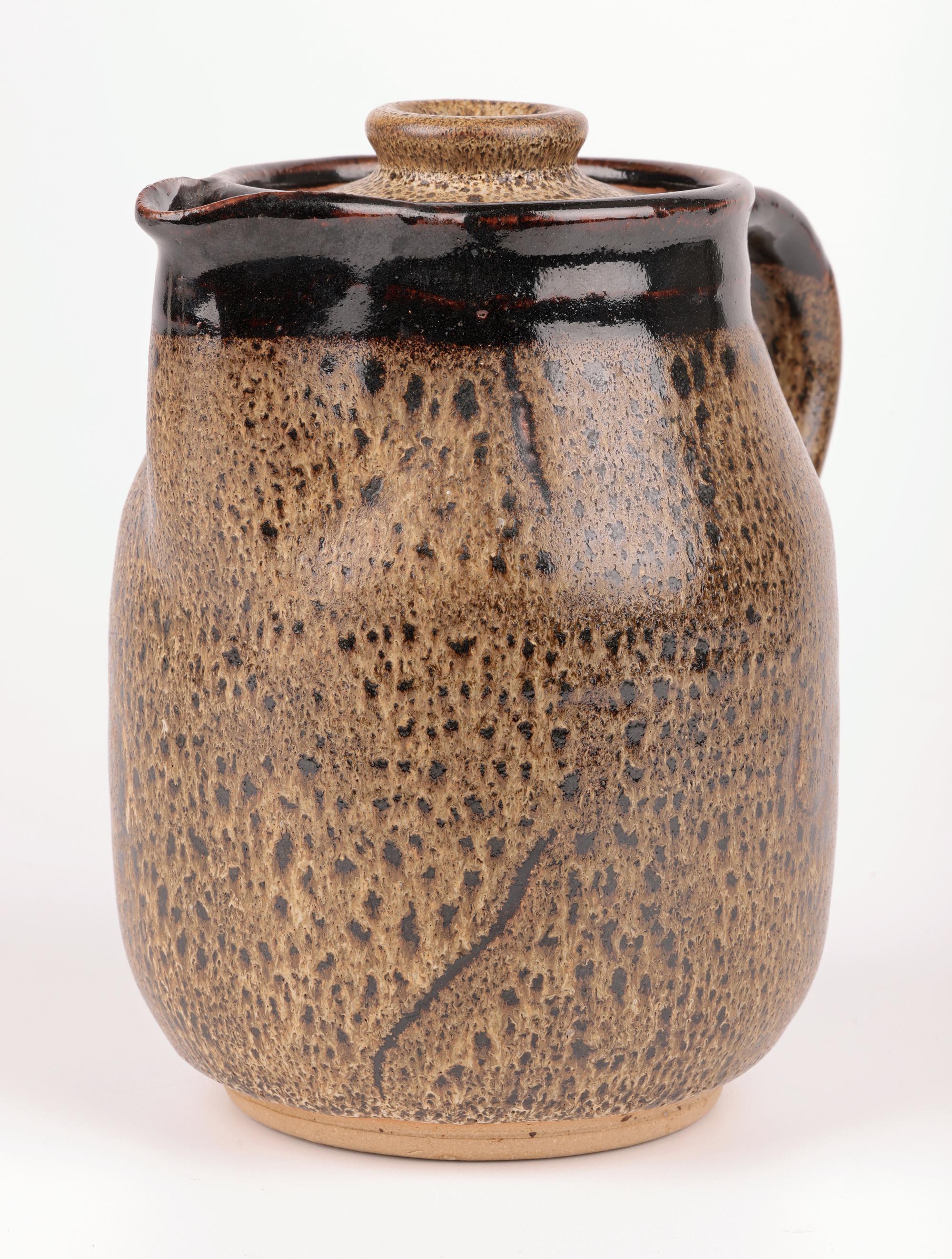 Abdo Nagi Oatmeal Glazed Studio Pottery Jug & Cover en grès en vente 6