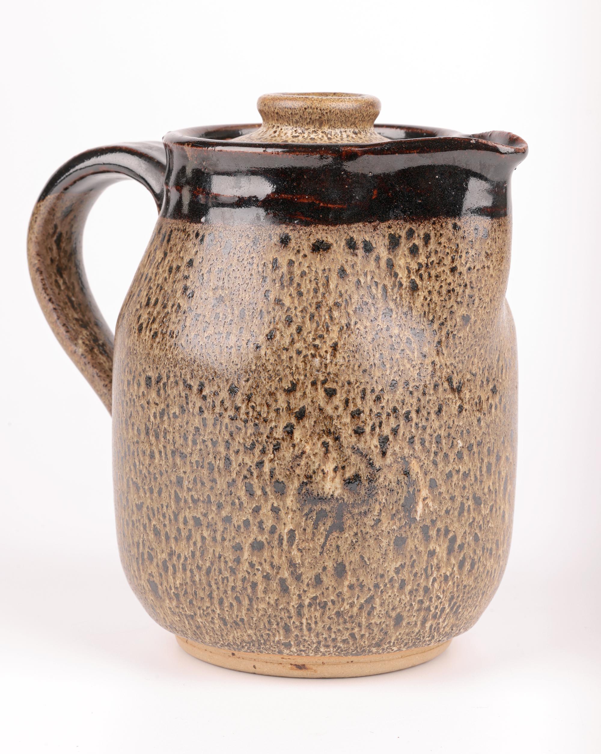 Abdo Nagi Oatmeal Glazed Studio Pottery Jug & Cover en grès en vente 8