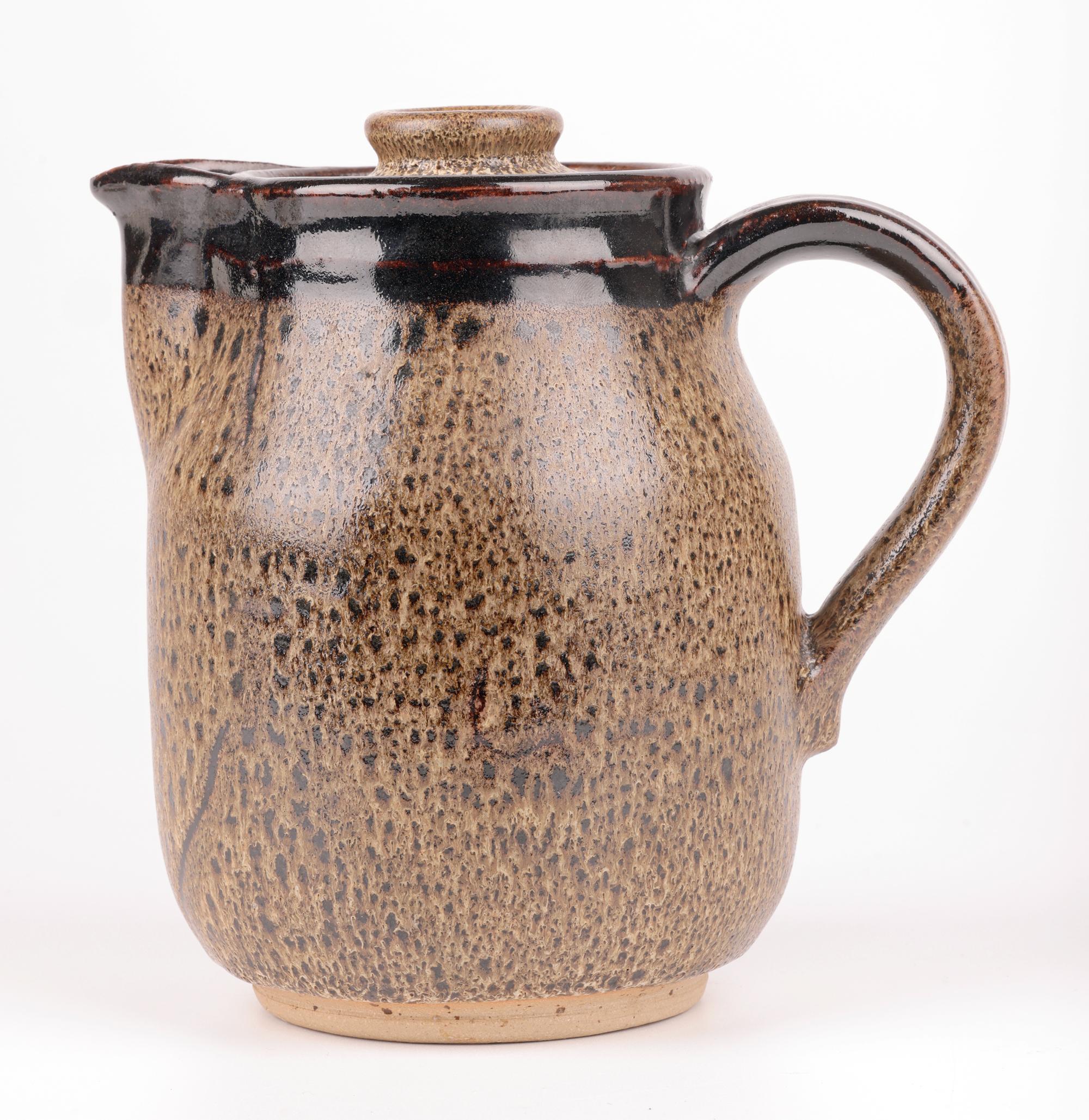 Abdo Nagi Oatmeal Glazed Studio Pottery Jug & Cover en grès en vente 12