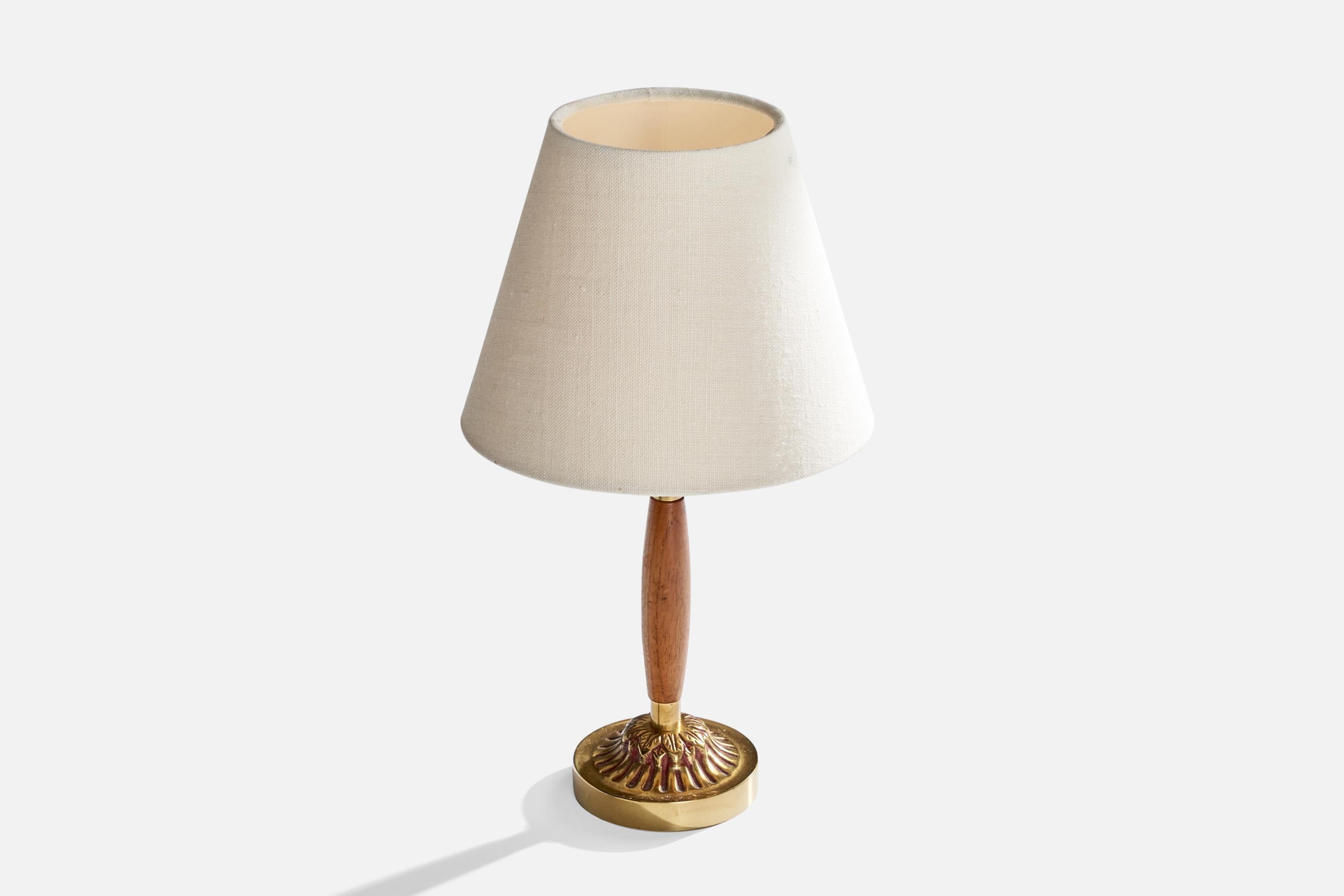 Scandinave moderne ABEA, lampe de table, laiton, teck, Suède, années 1950 en vente