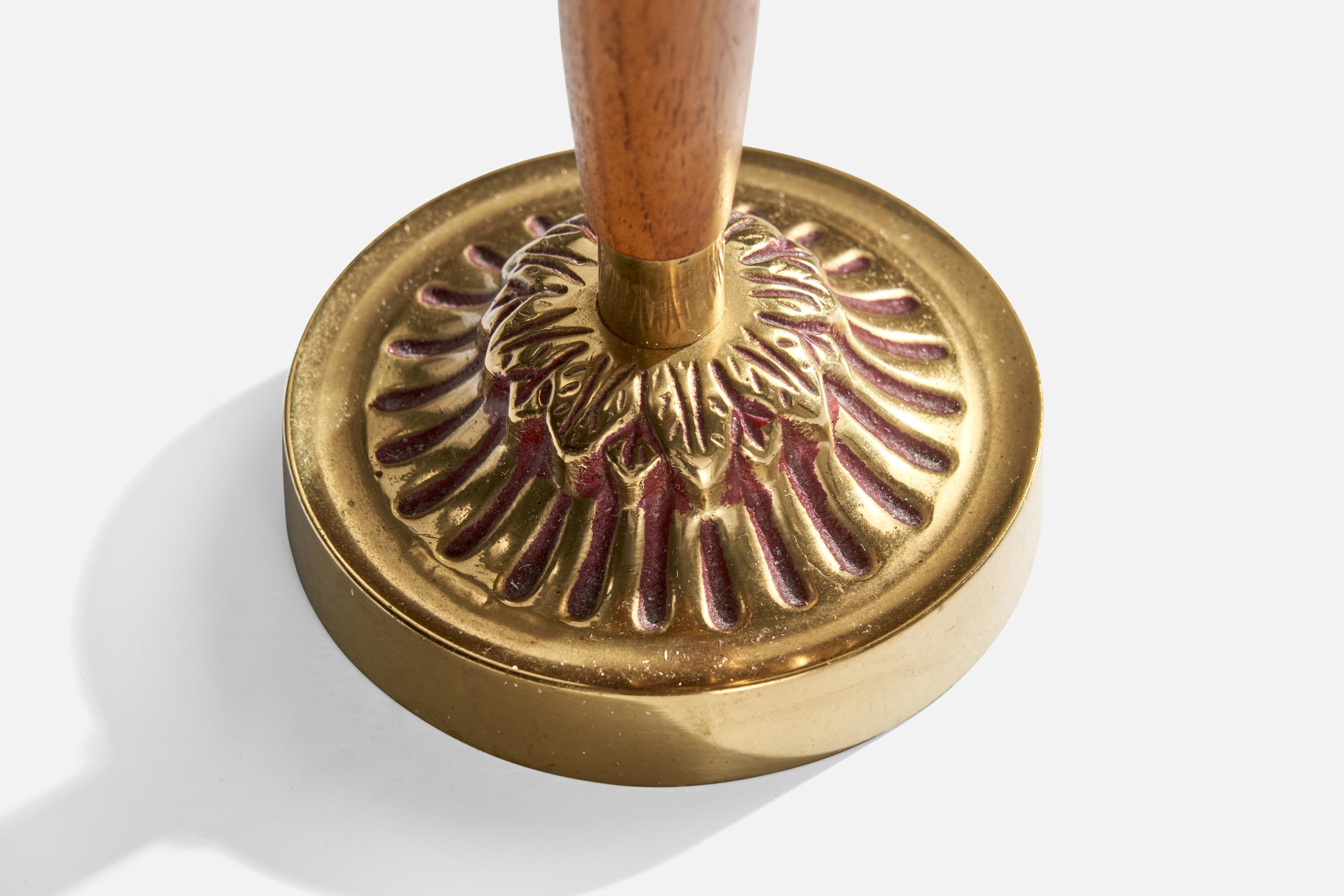 Milieu du XXe siècle ABEA, lampe de table, laiton, teck, Suède, années 1950 en vente