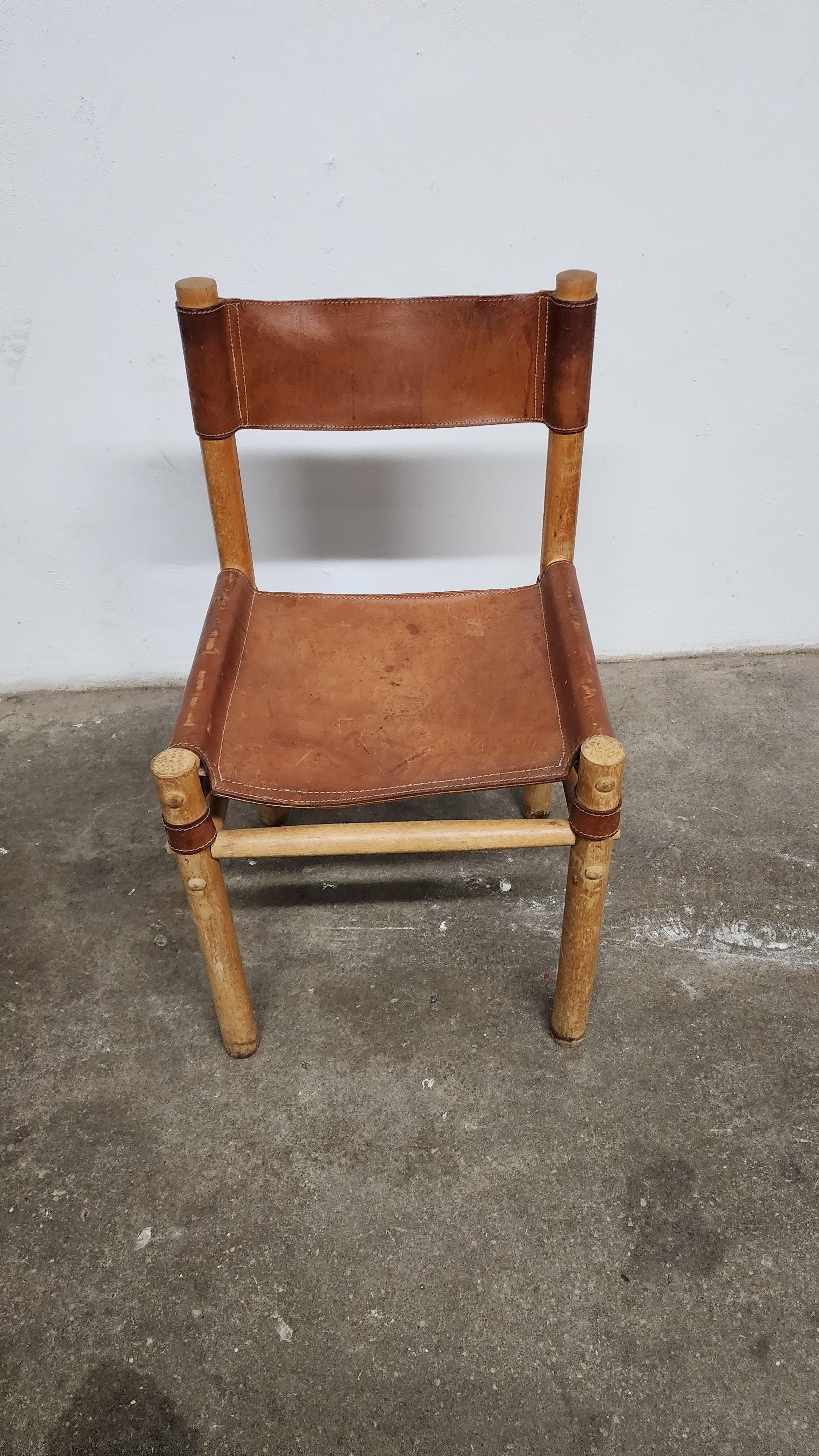 Mid-Century Modern Abel Gonzalez Wood and Leather Safari Chair . For Sale