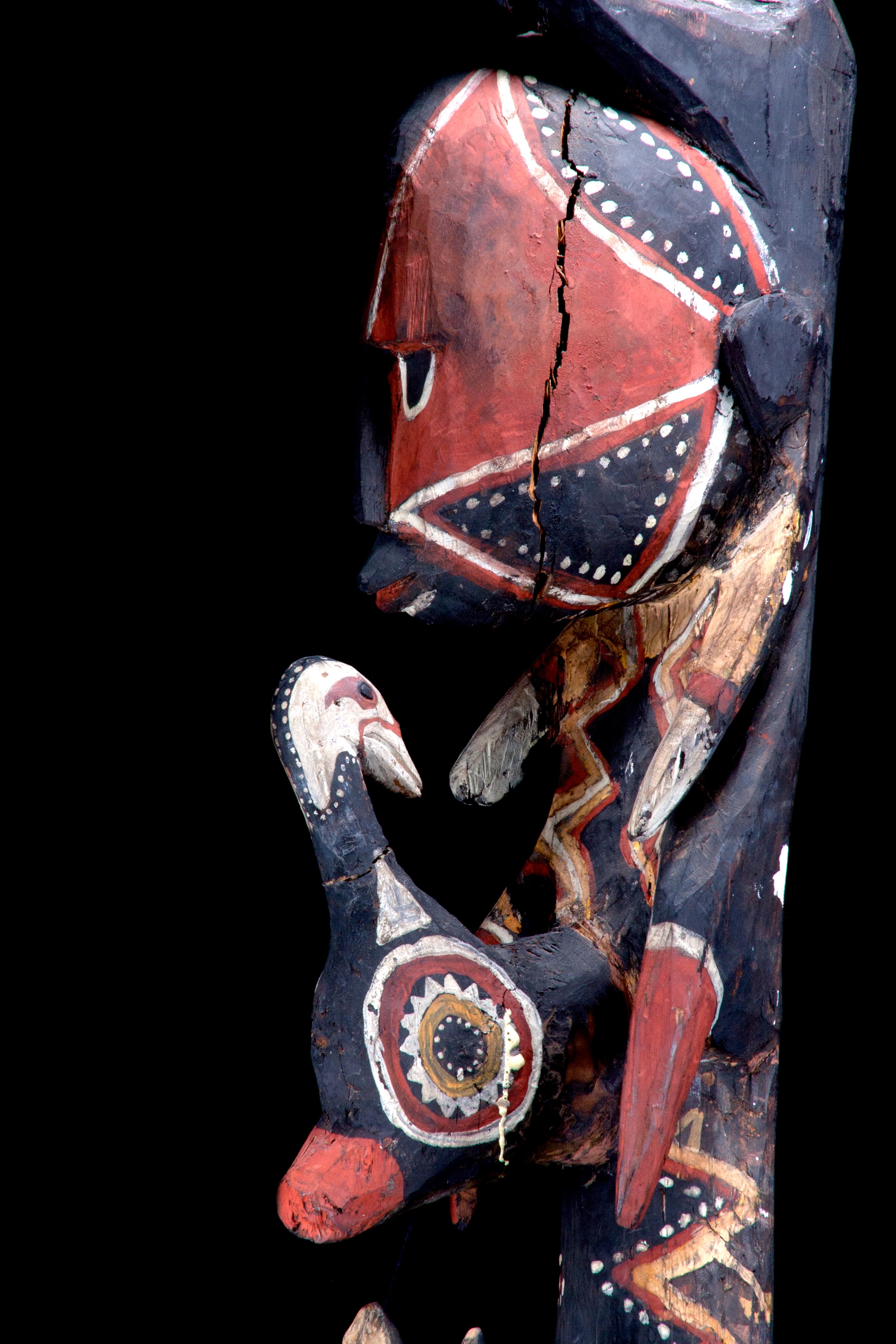 Hand-Carved Abelam Ancestor Pole, Papua New Guinea, 20th Century