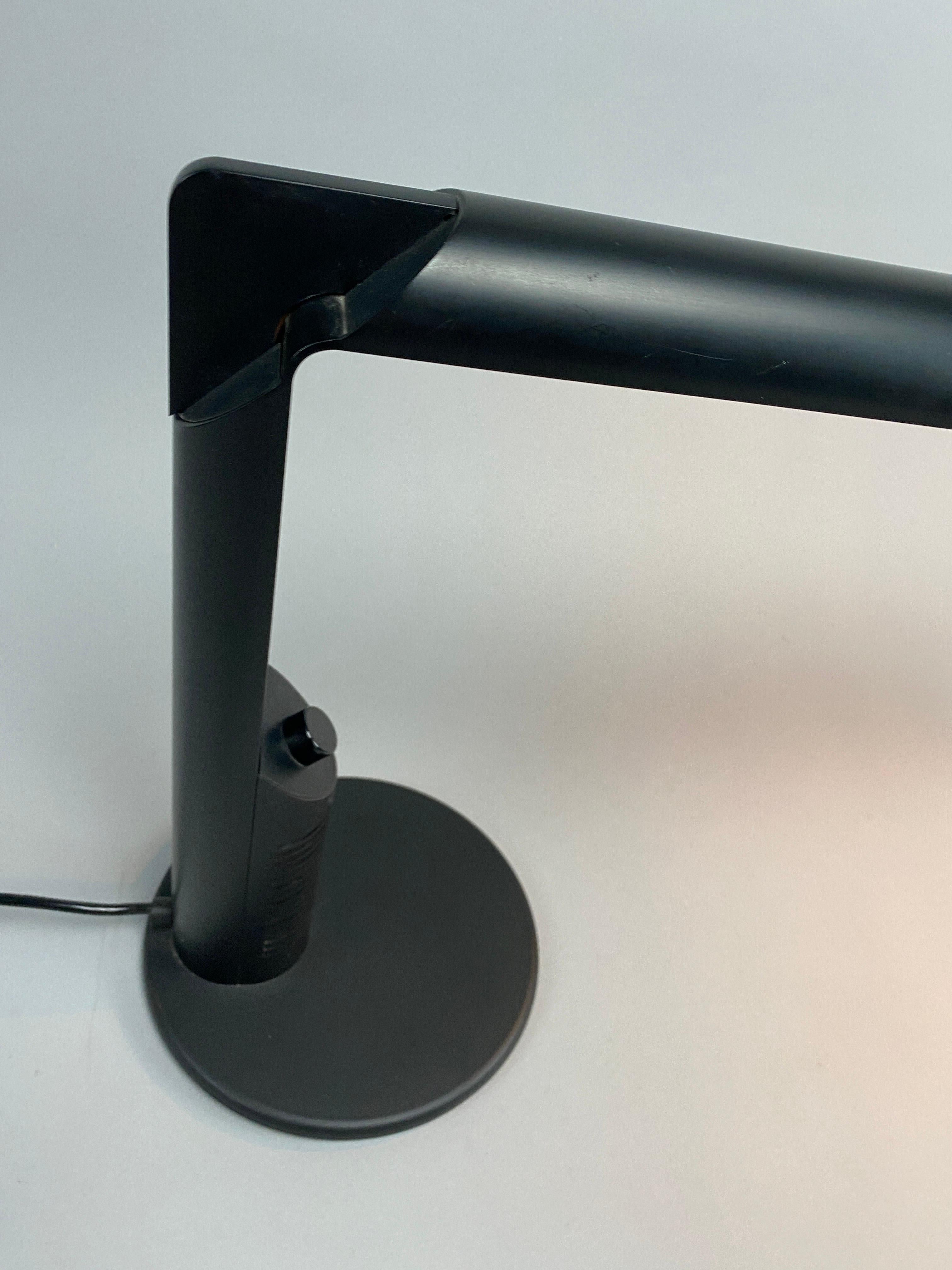 Metal Abele Desk Lamp by Gian Franco Frattini for Luce Italy For Sale