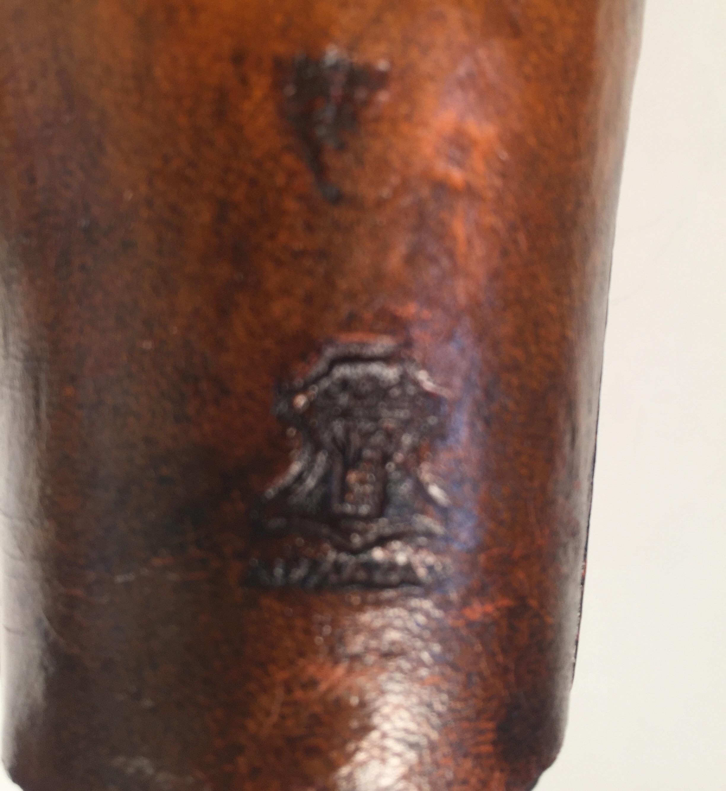 Abercrombie and Fitch Leather Pig de Dimitri Omersa 6