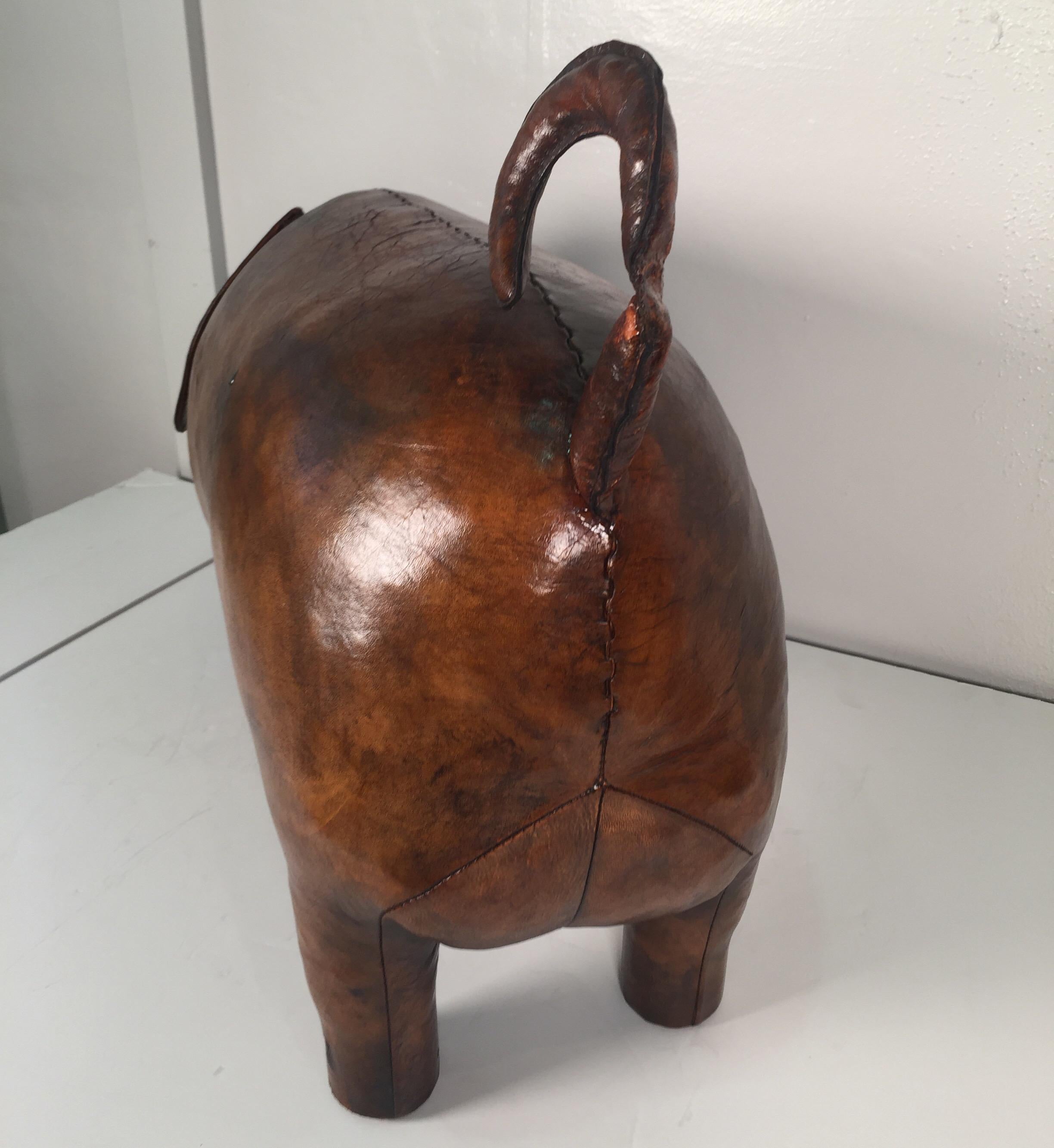 Cuir Abercrombie and Fitch Leather Pig de Dimitri Omersa