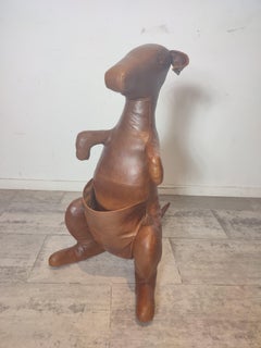 Abercrombie Leather Kangaroo, Magazine Rack