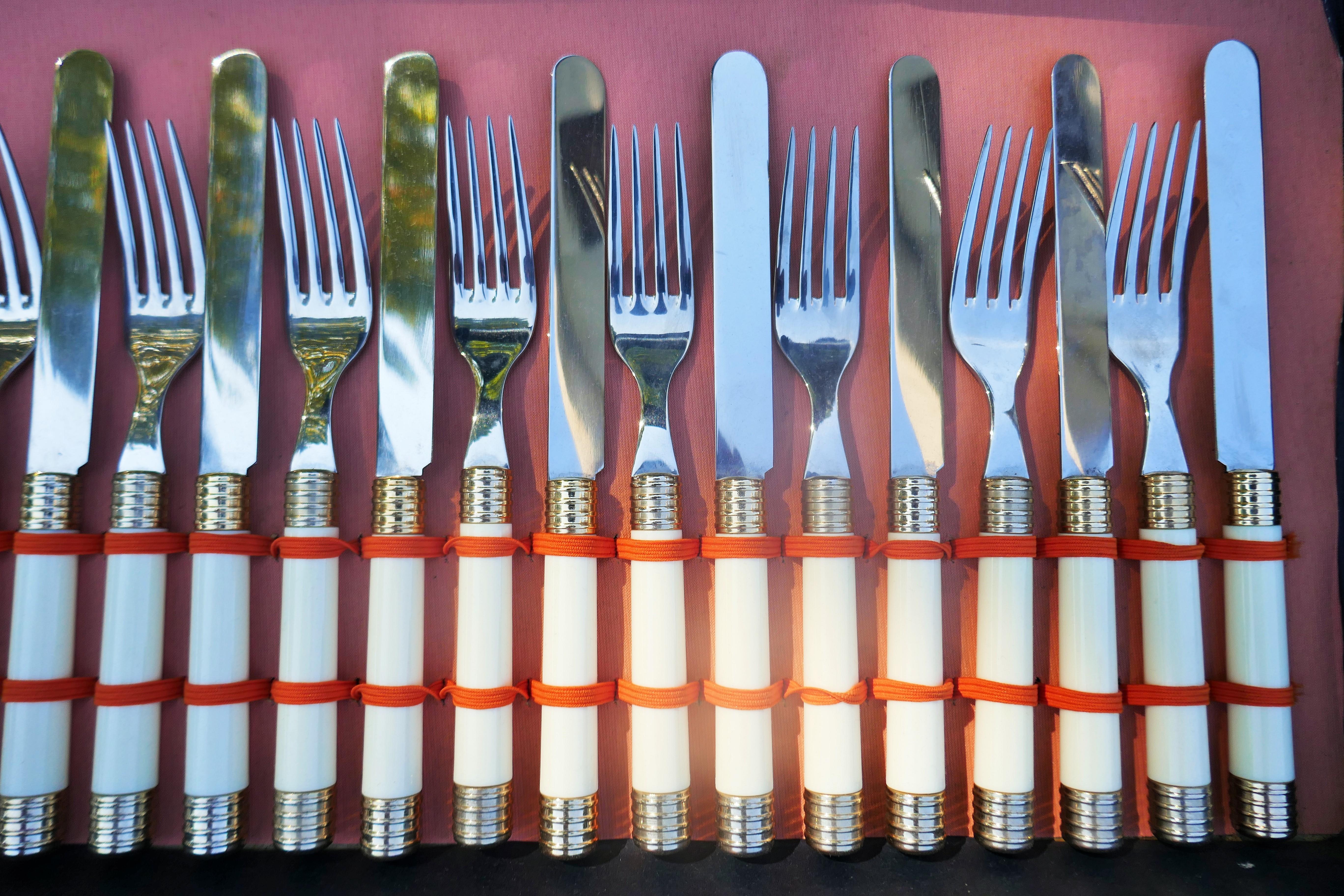 Ensemble de couverts Abert 74 pièces en vente 3