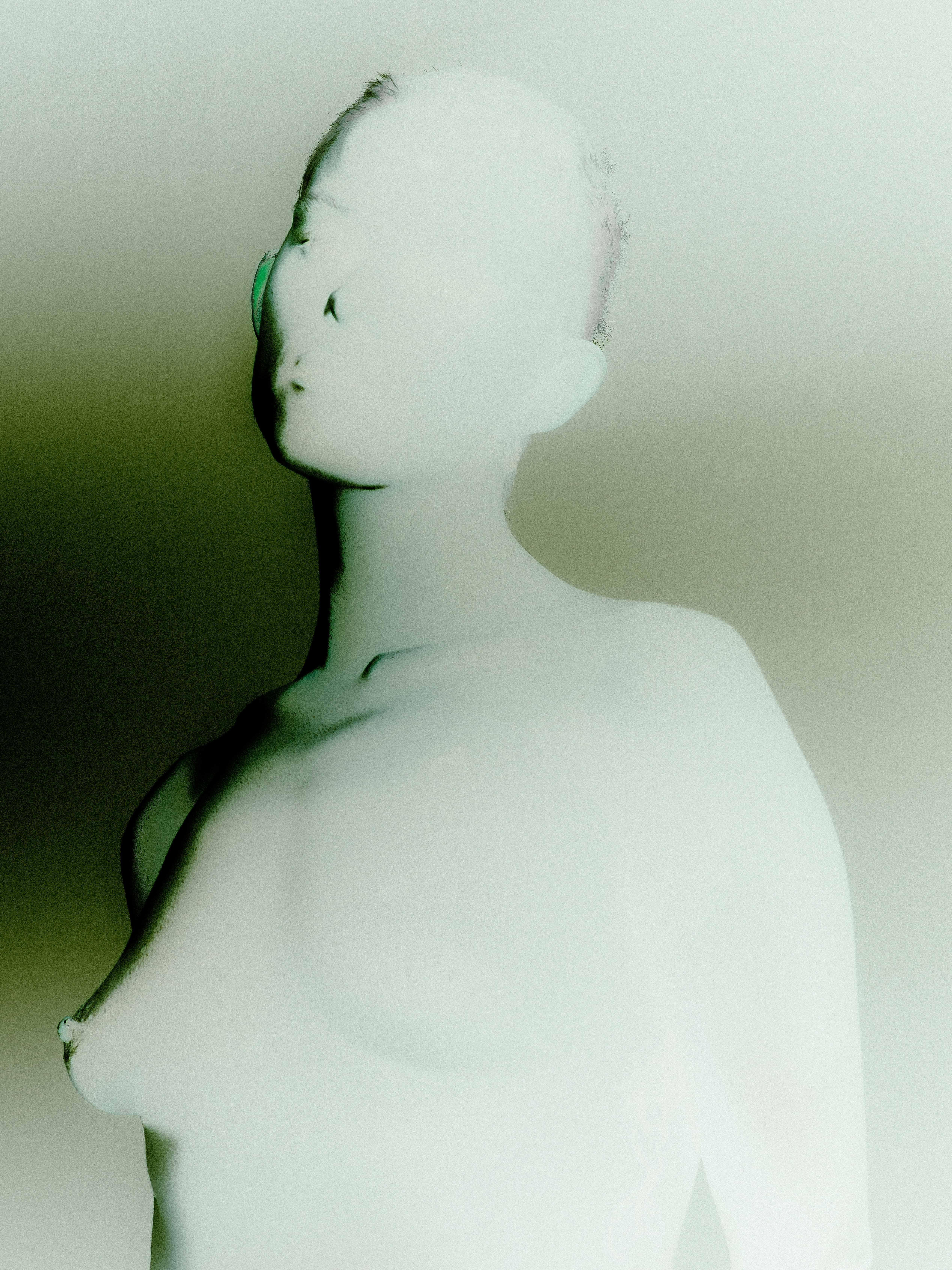 Anti by Abi Polinsky. REP by Tuleste Factory

Print on Hahnemüle Photo Rag paper.

2022

L 30" x H 40" 

76.2 cm x 101.6 cm 

Is anonymity possible in the digital era? Anti's manipulated aesthetics call to question our grim reality.

—

Unframed.