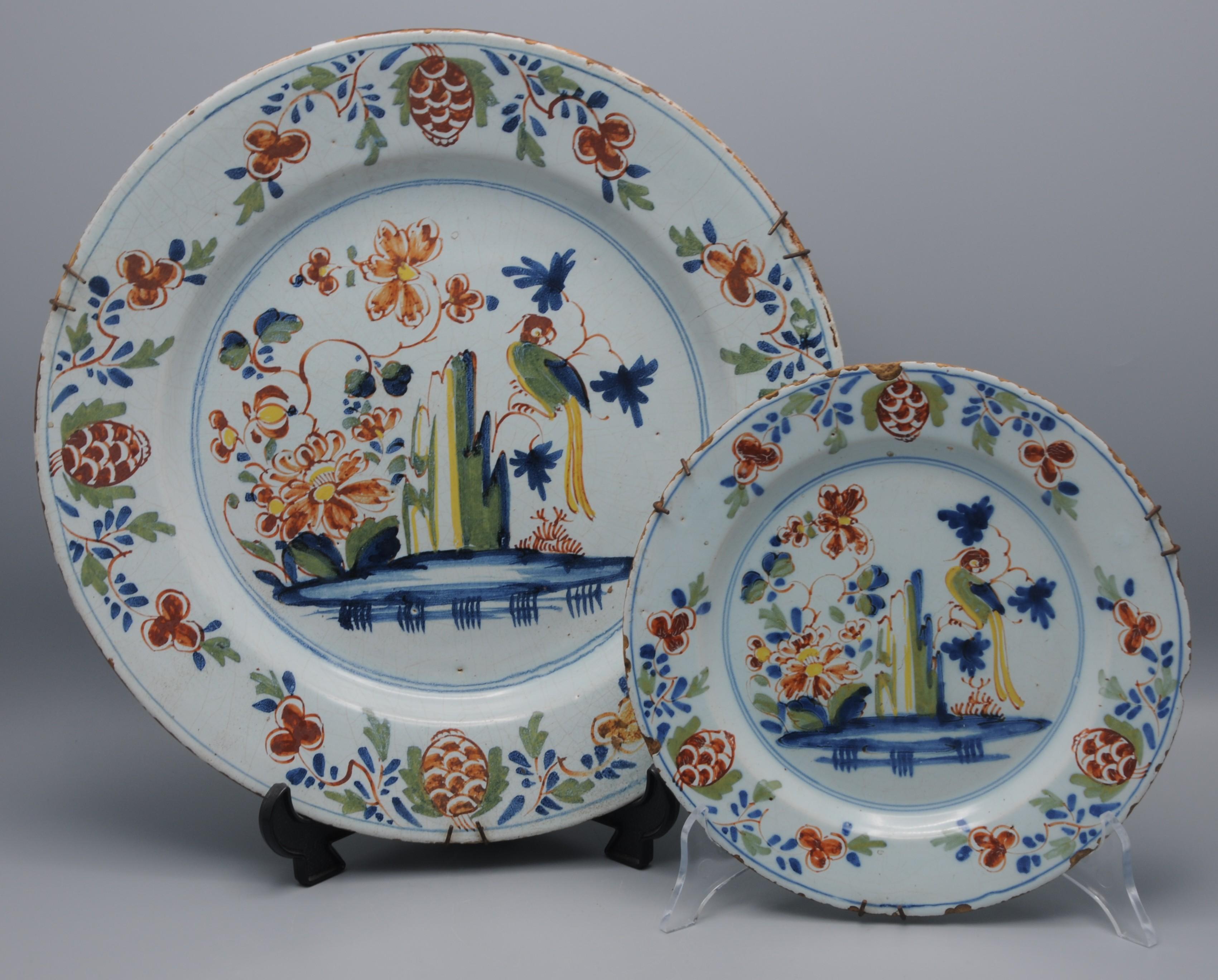 Abigail Griffith, Lambeth London - Chargeur à perruche en Delftware anglais, milieu du 18e siècle en vente 4