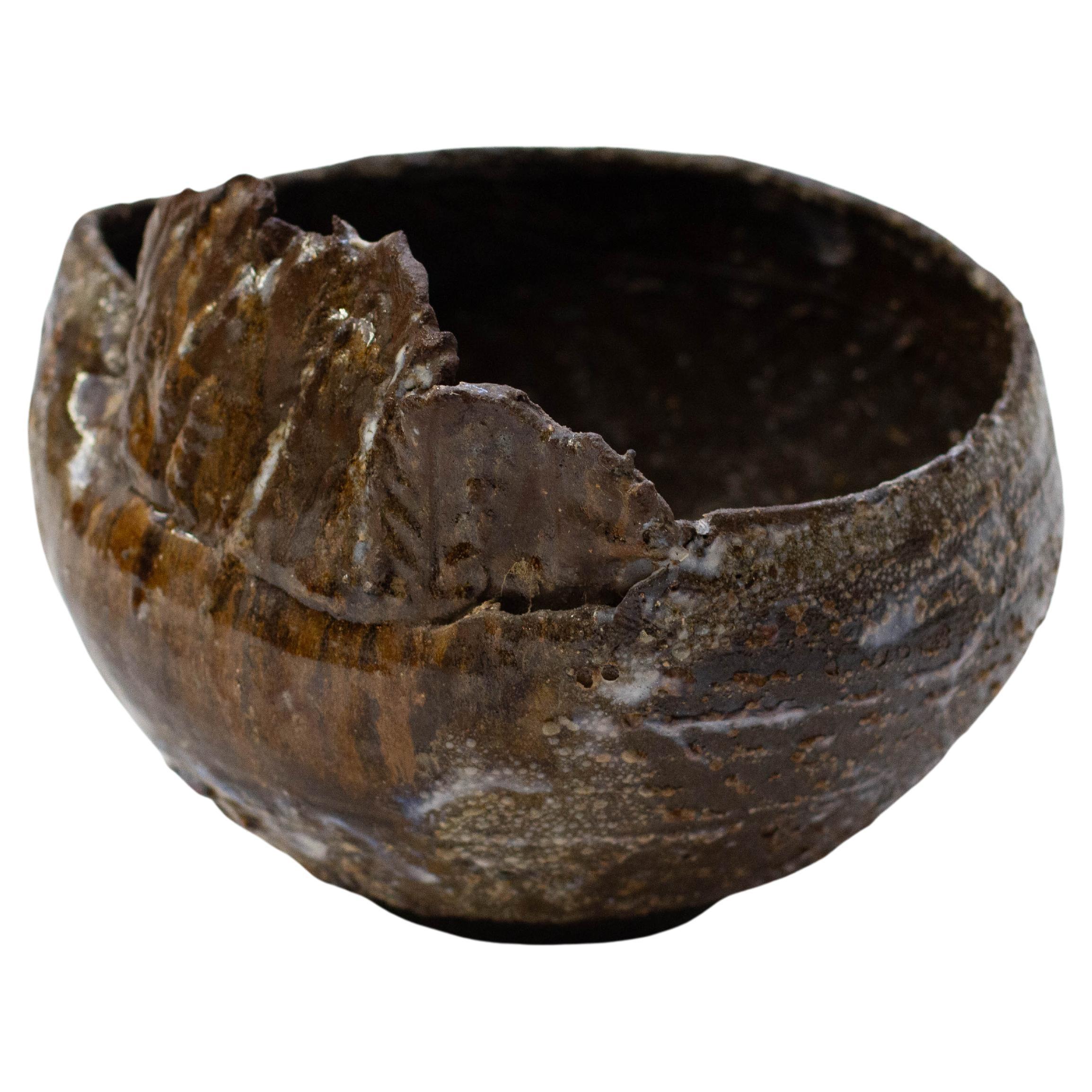 Abigail Schama Ceramics Black Stoneware Crowned Begging Bowl with Tenmoku Glaze