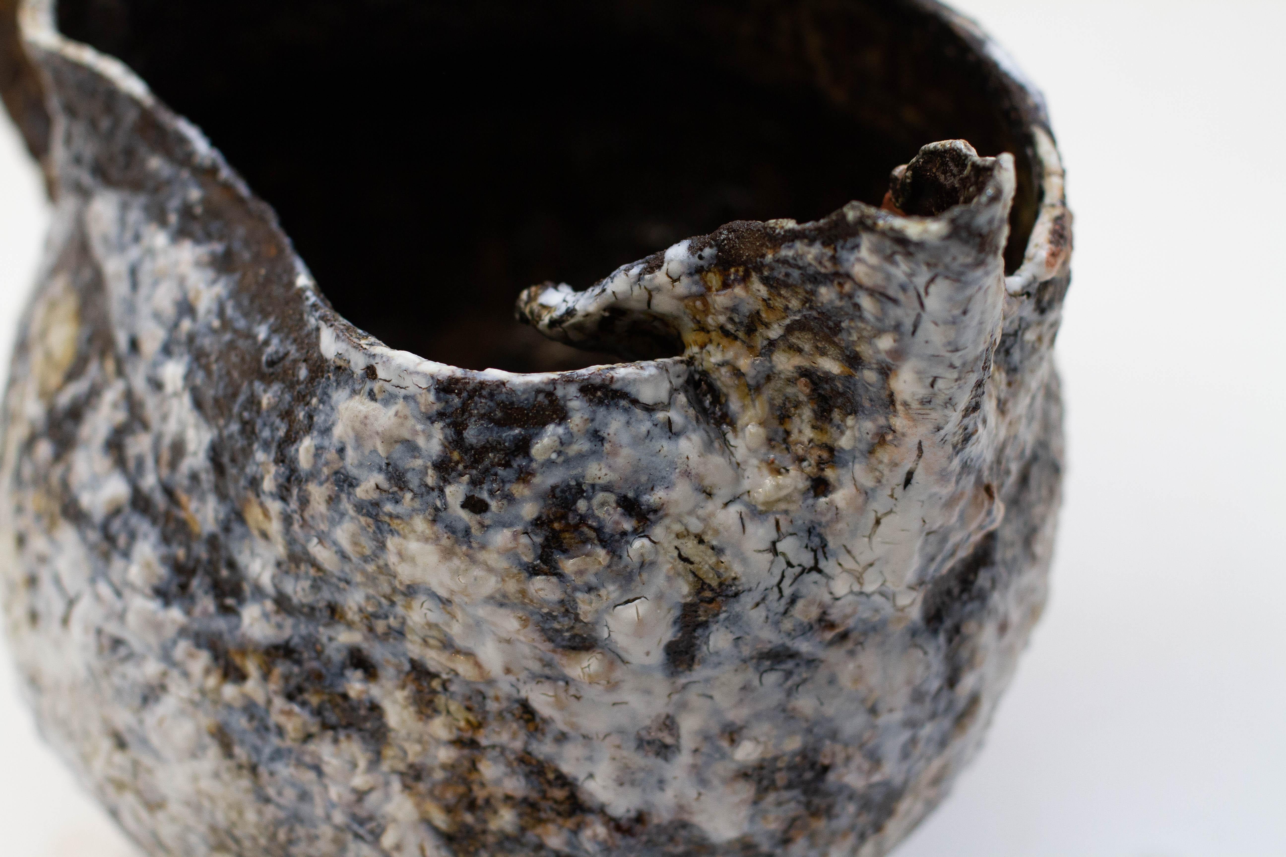 British Abigail Schama Ceramics: Large Black Stoneware Temple Jug with Porcelain For Sale