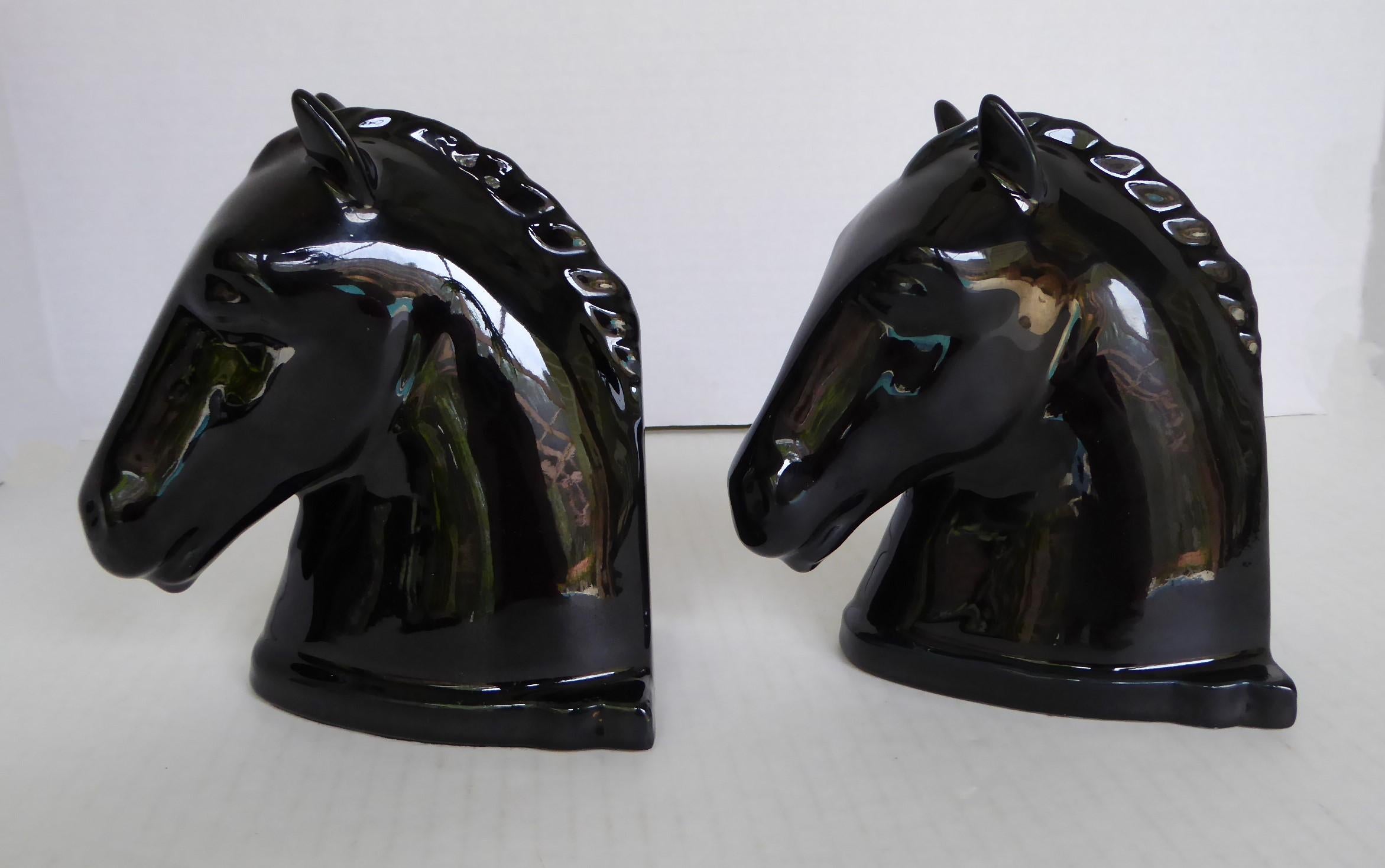 Abingdon Pottery 1940s Mid Century Modern Pair Black Horse Head Bookends In Good Condition For Sale In Miami, FL