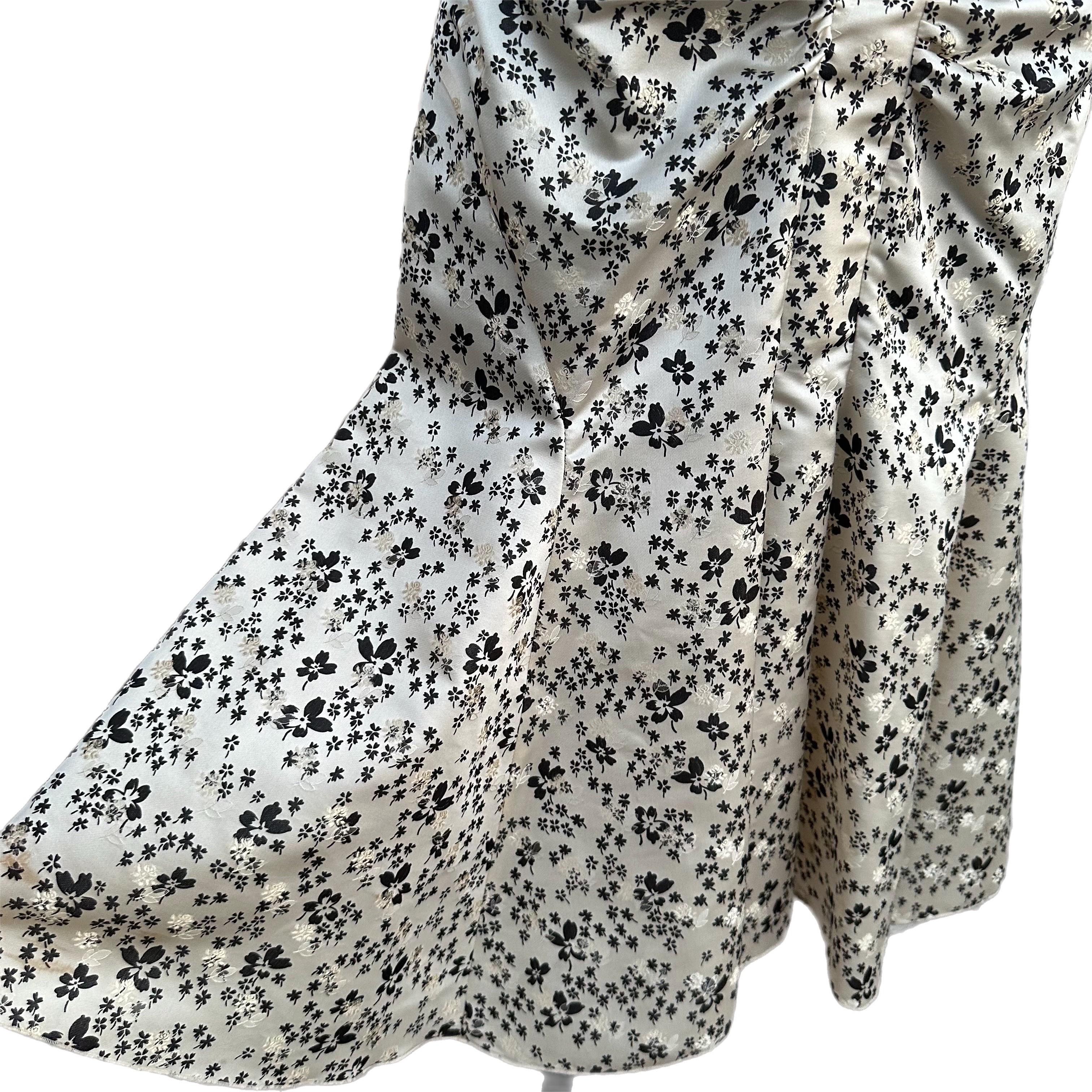 Abito Blumarine vintage con pietre e ricami 3