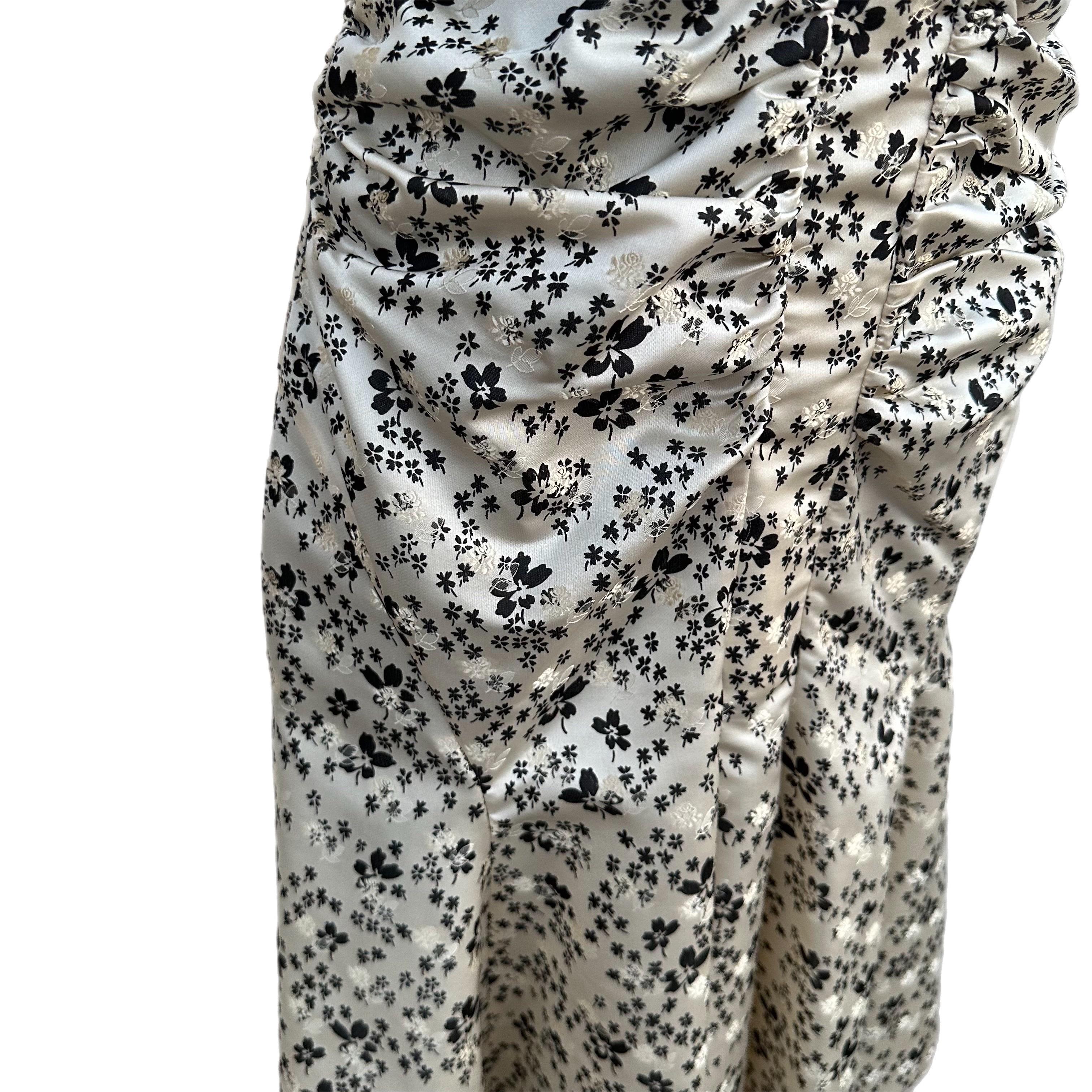 Abito Blumarine vintage con pietre e ricami 4