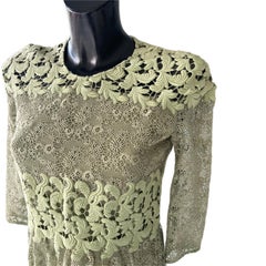 Abito Burberry verde in pizzo pari al nuovo
