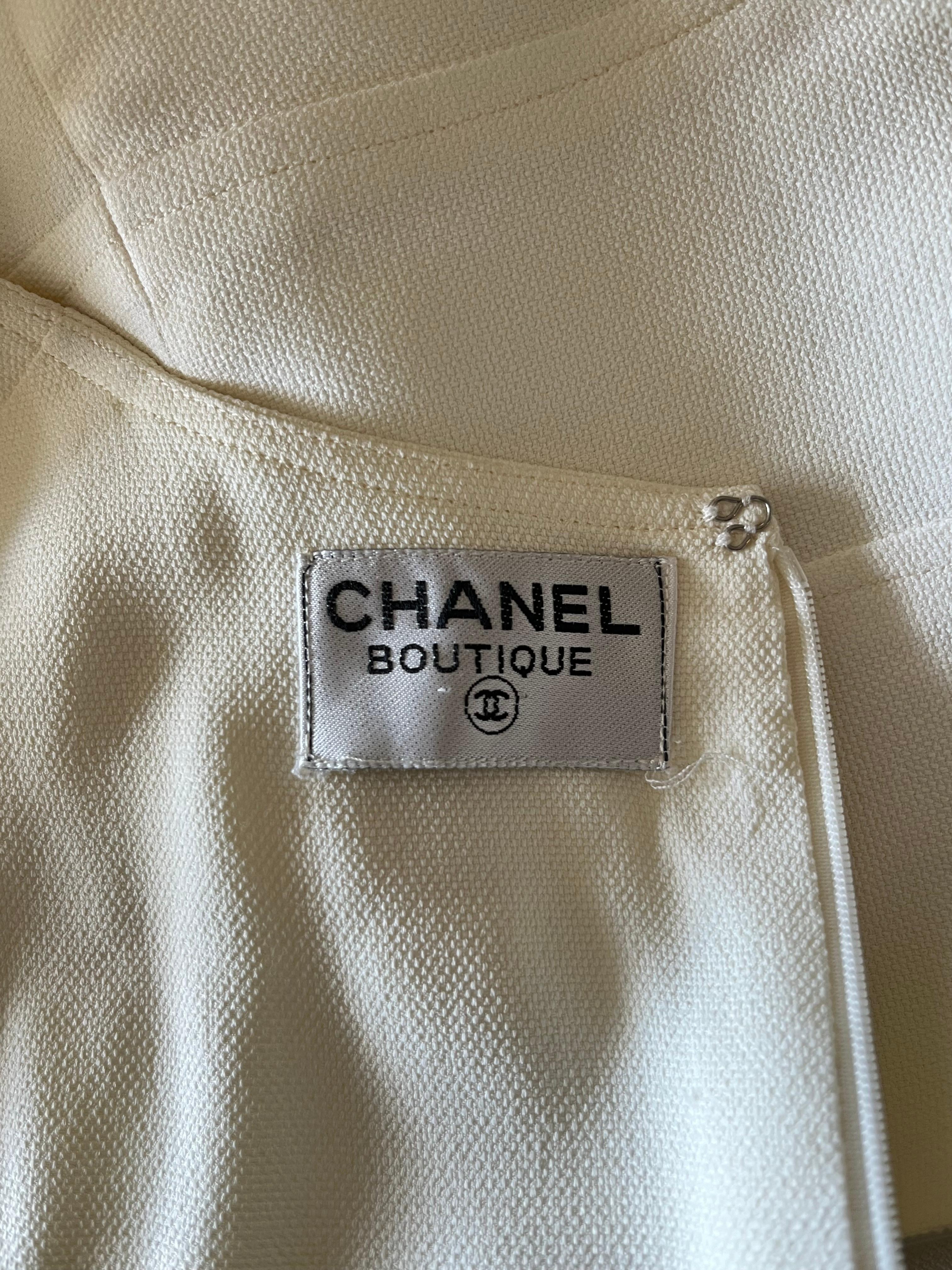 abito Chanel con spolverino e bustino anni 90 en vente 12