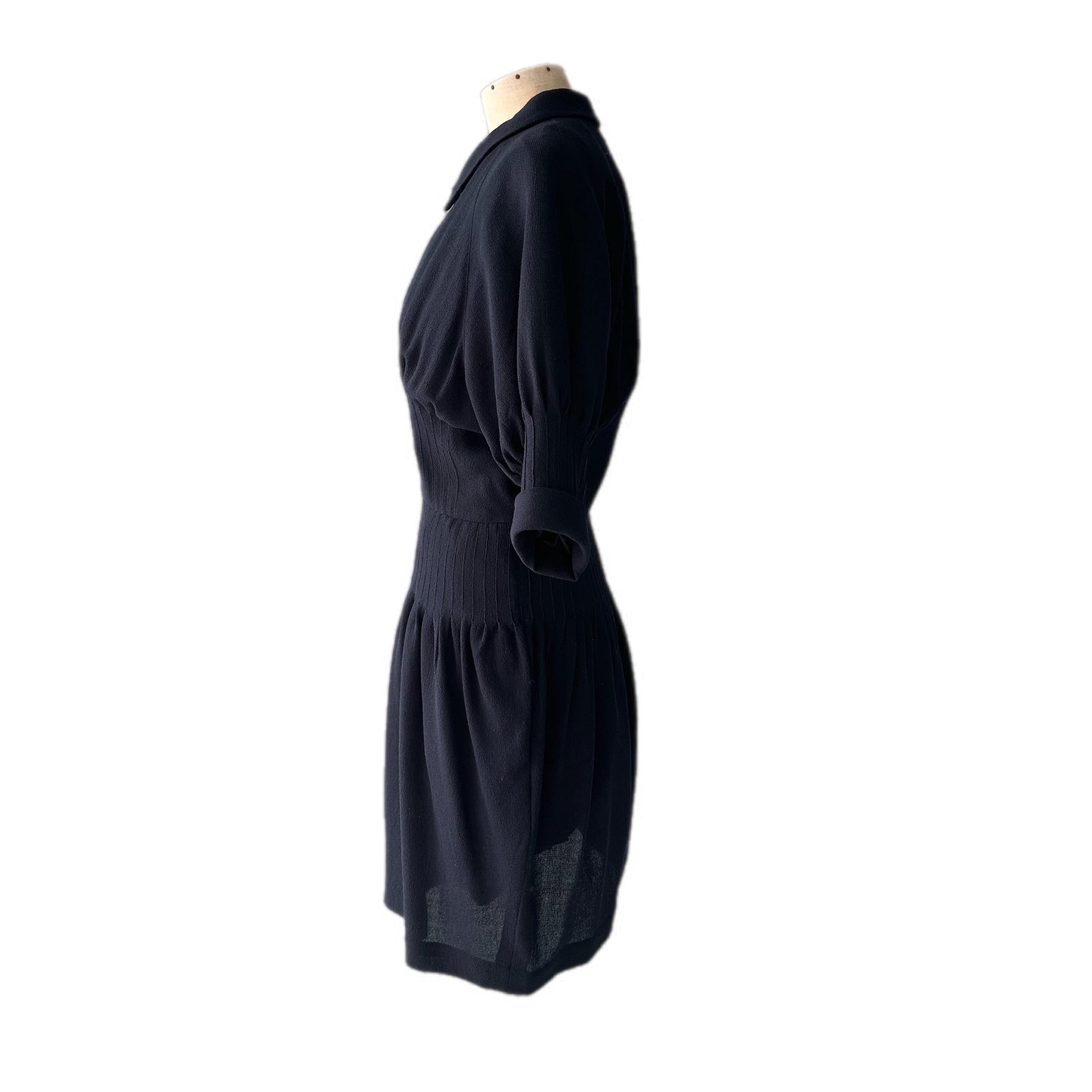 Vintage Chanel dress in good condition In Good Condition For Sale In Basaluzzo, IT