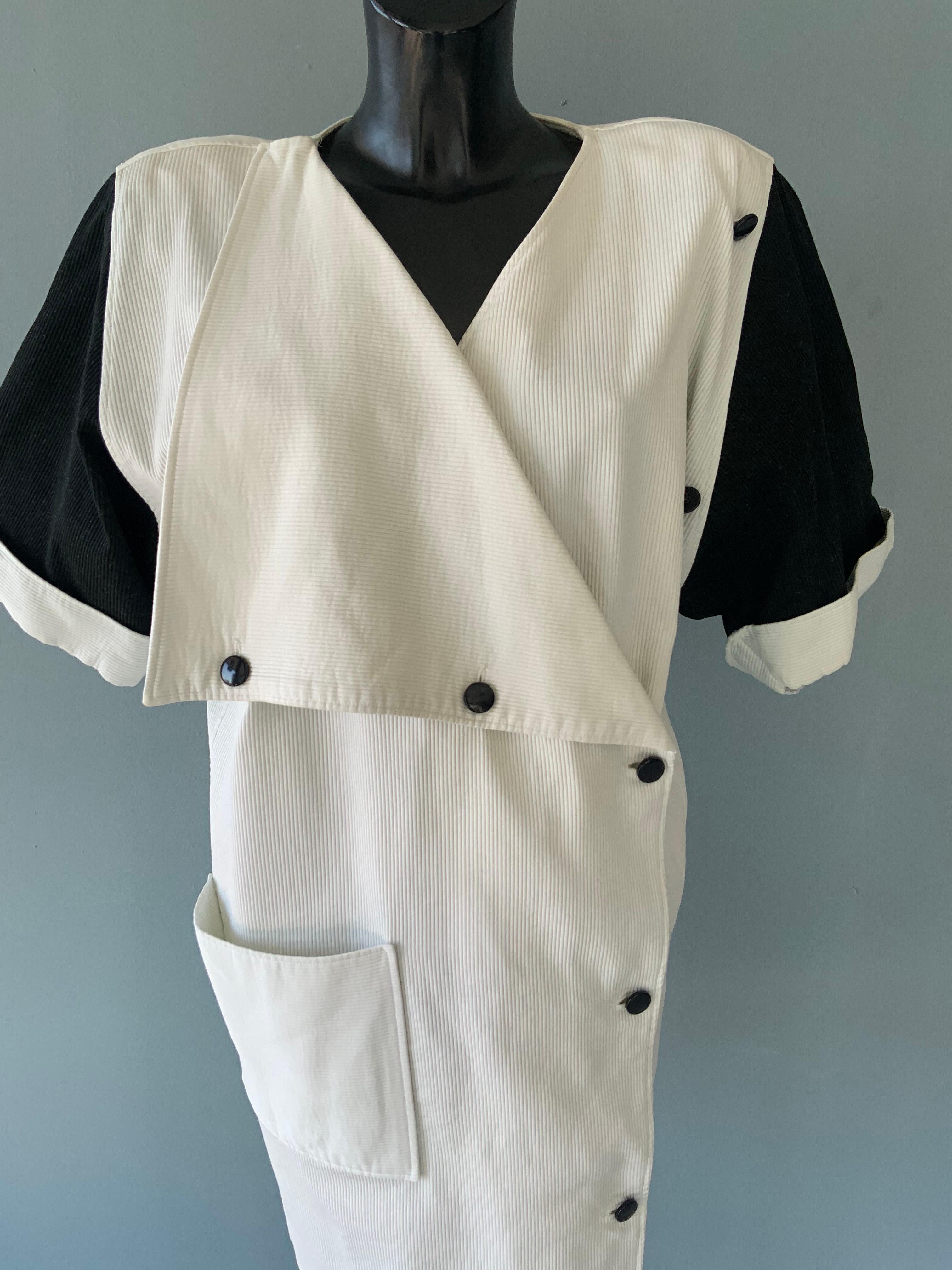 Beige Abito Courreges anni 80in ottime condizioni For Sale