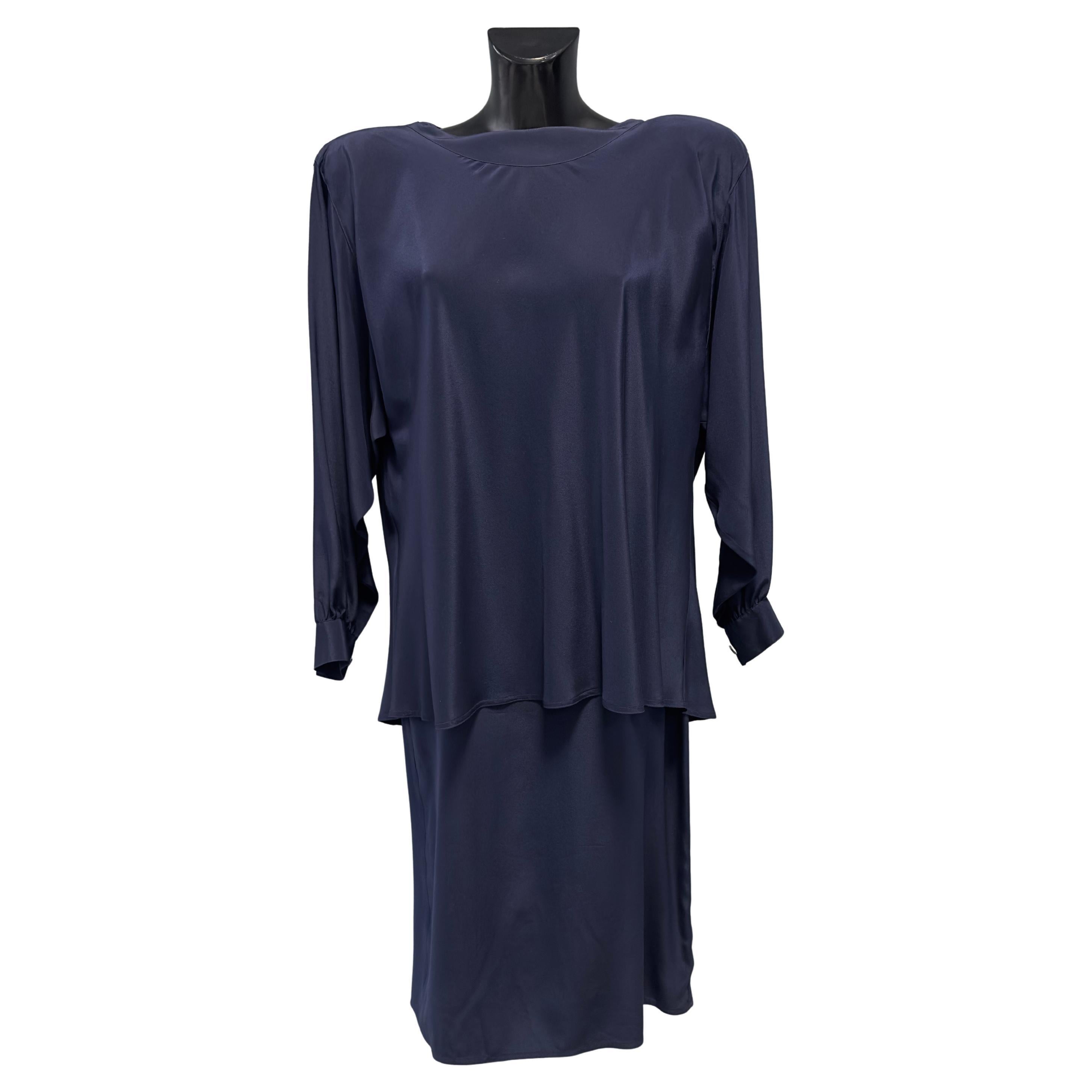Basile Vintage Marineblaues Seidenkleid, Übergröße Asymmetrisch, 1990er Jahre im Angebot