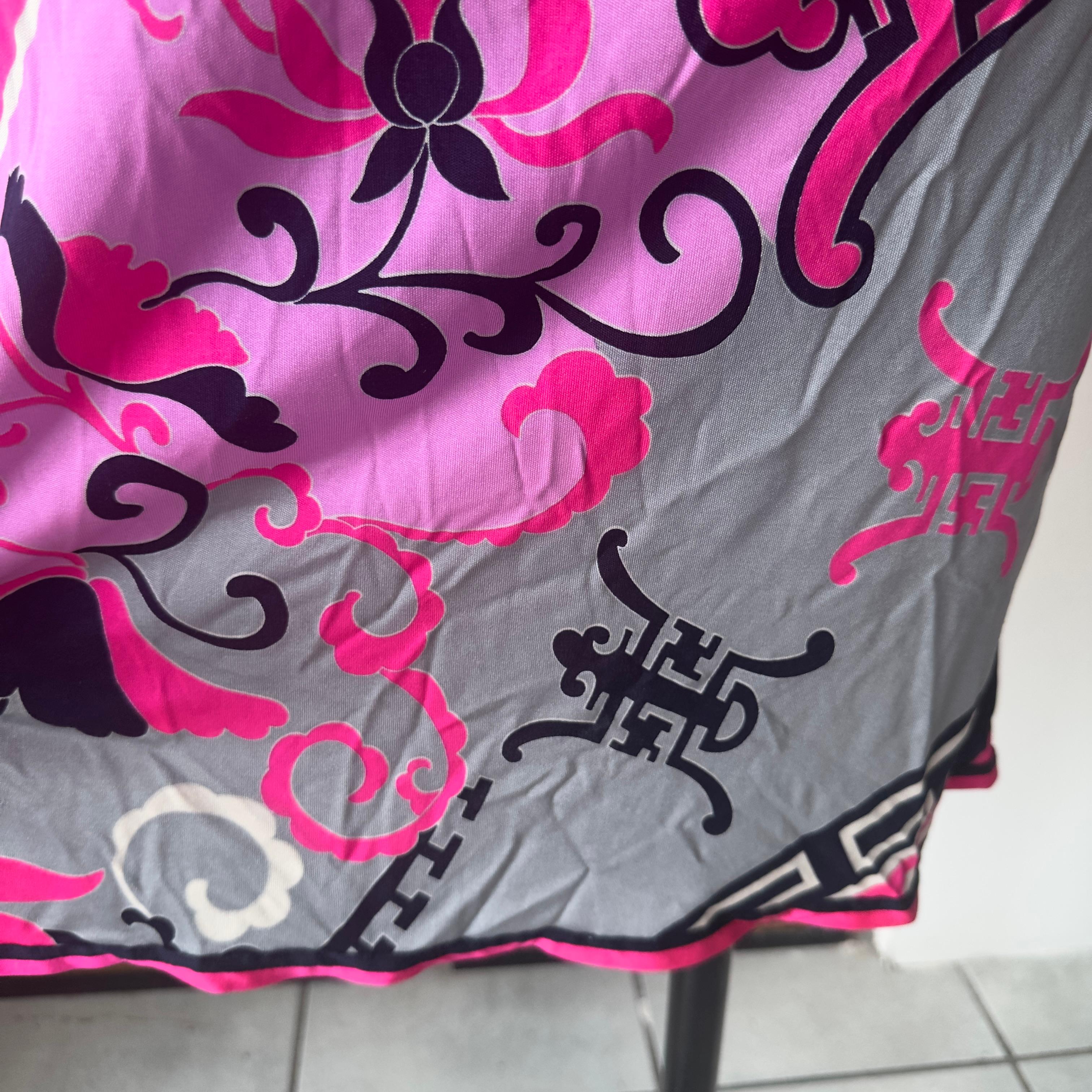 Fuchsia print Leonard Paris silk dress - Early 2000s In Excellent Condition For Sale In Basaluzzo, IT