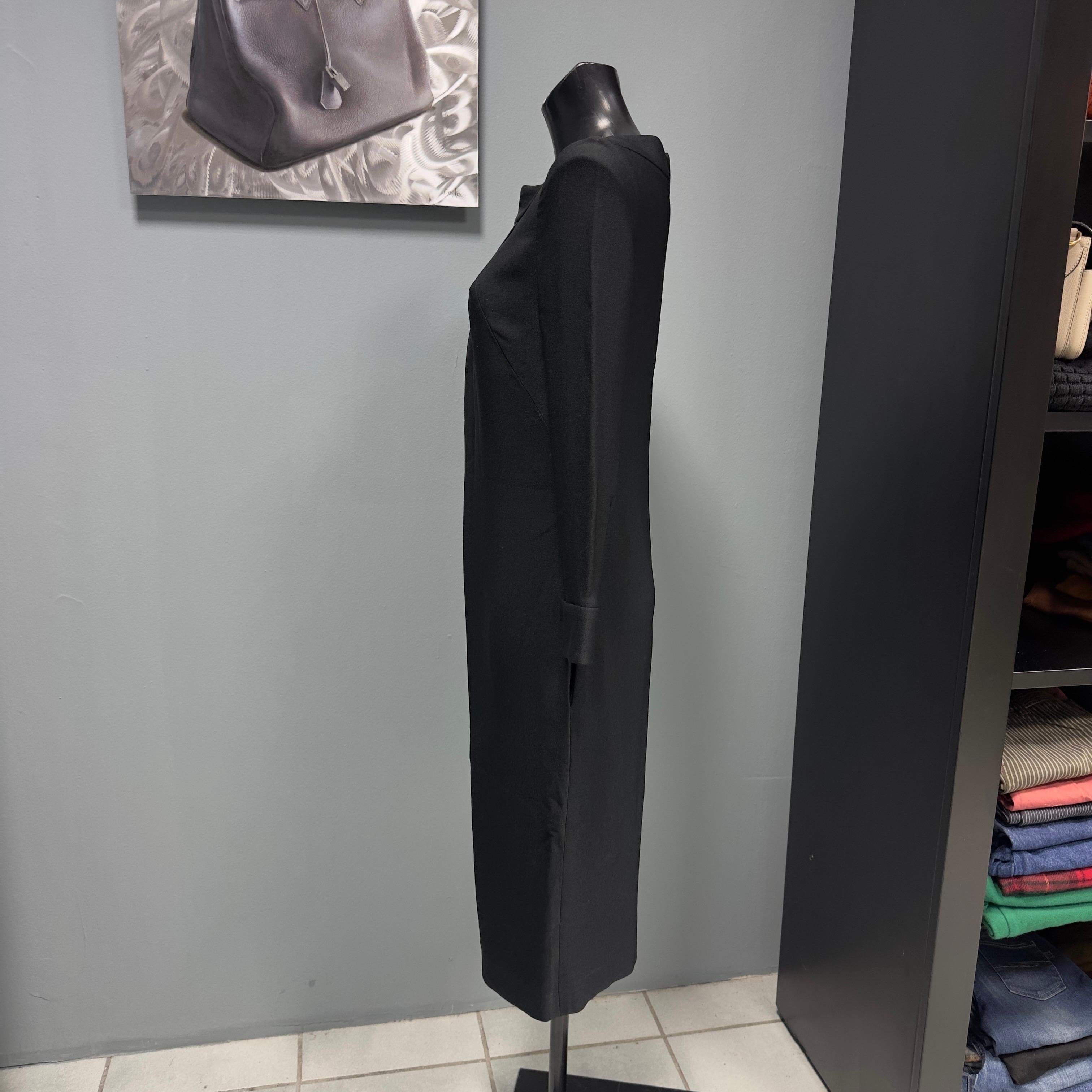 Black Abito nero Giorgio Armani in ottime condizioni For Sale