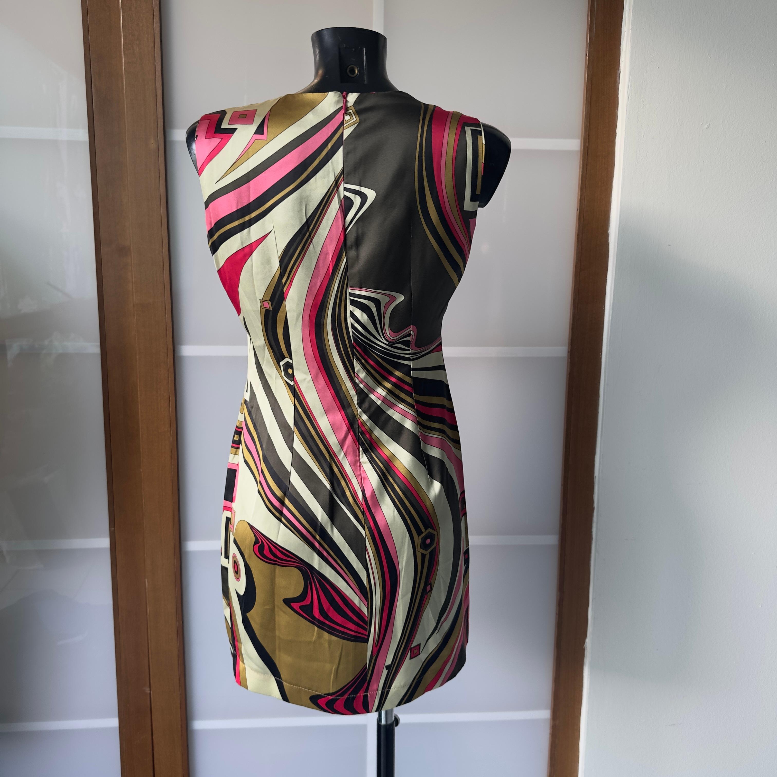 Black Abito vintage Emilio Pucci in seta stampata, Anni 2000, pari al nuovo in vendita
