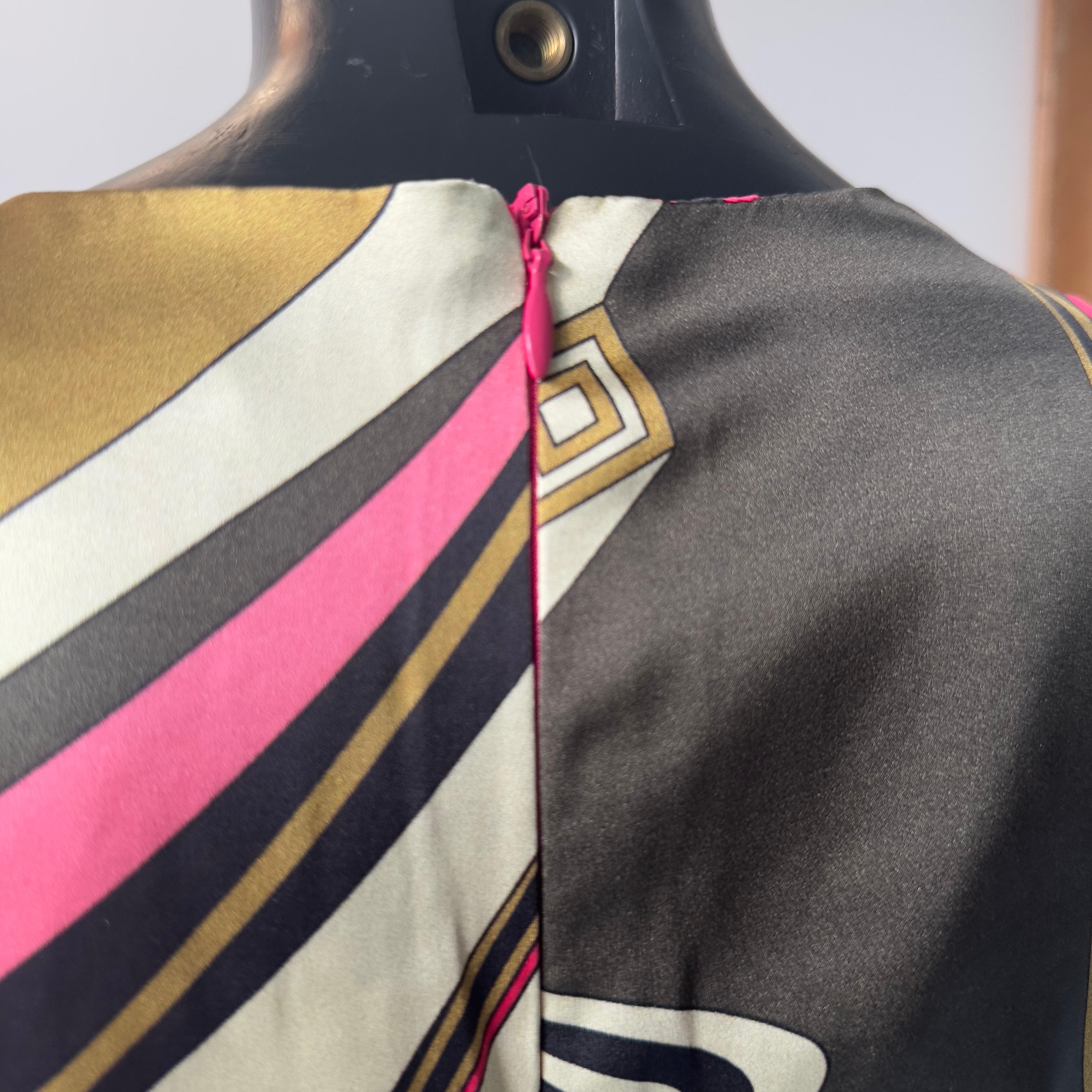 Abito vintage Emilio Pucci in seta stampata, Anni 2000, pari al nuovo In condizioni ottime in vendita a Basaluzzo, IT
