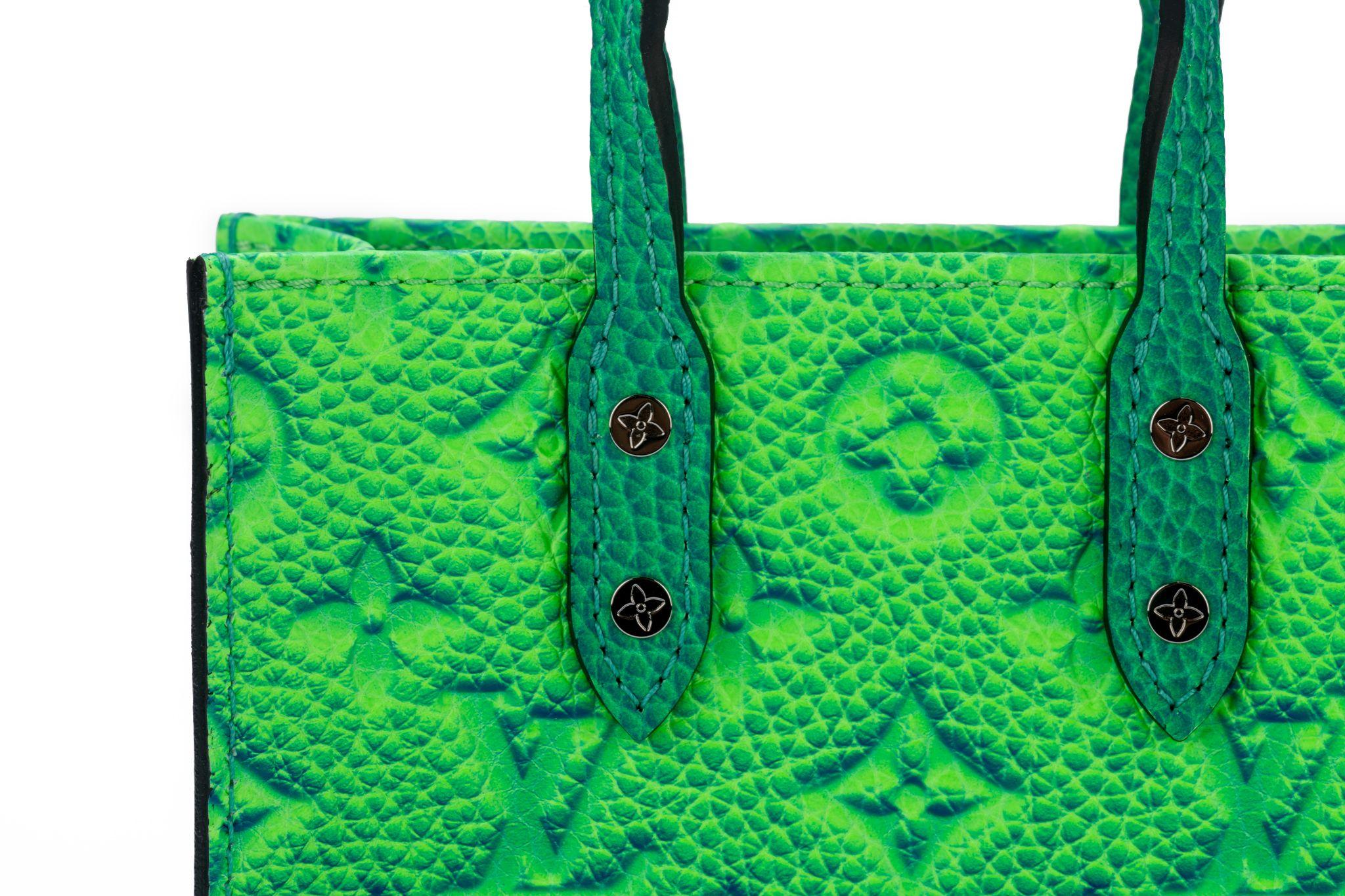 Abloh x Vuitton Green/Blue Mini Sac Plat For Sale 1