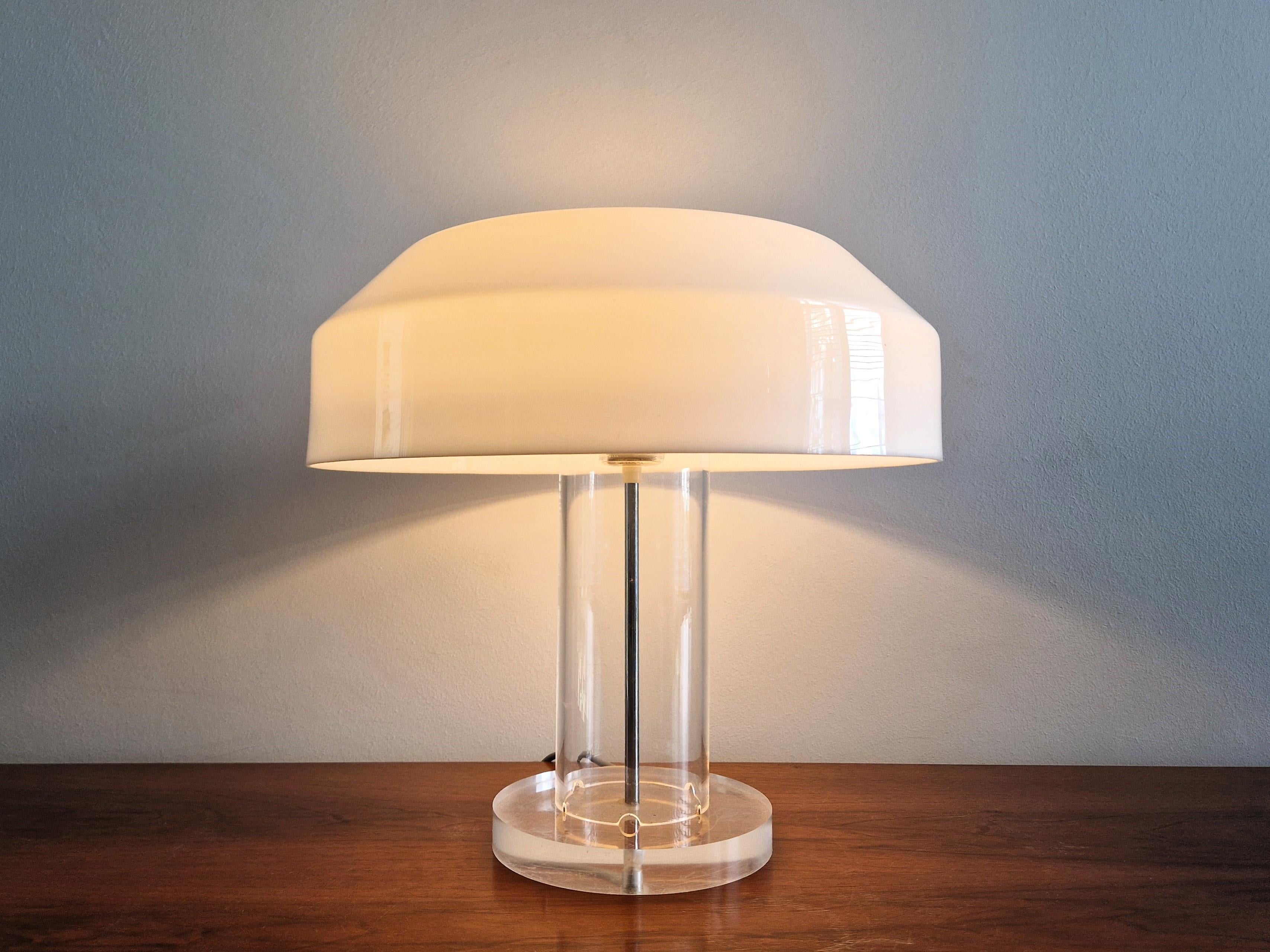 ABN table lamp by Aldo van den Nieuwelaar for ABN, The Netherlands 1970's For Sale 1