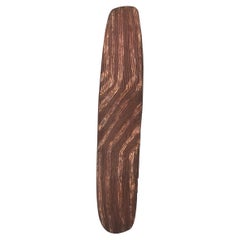 Art d'intérieur aborigène en bois sculpté en forme de bouclier de la Wunda Shield, Australie