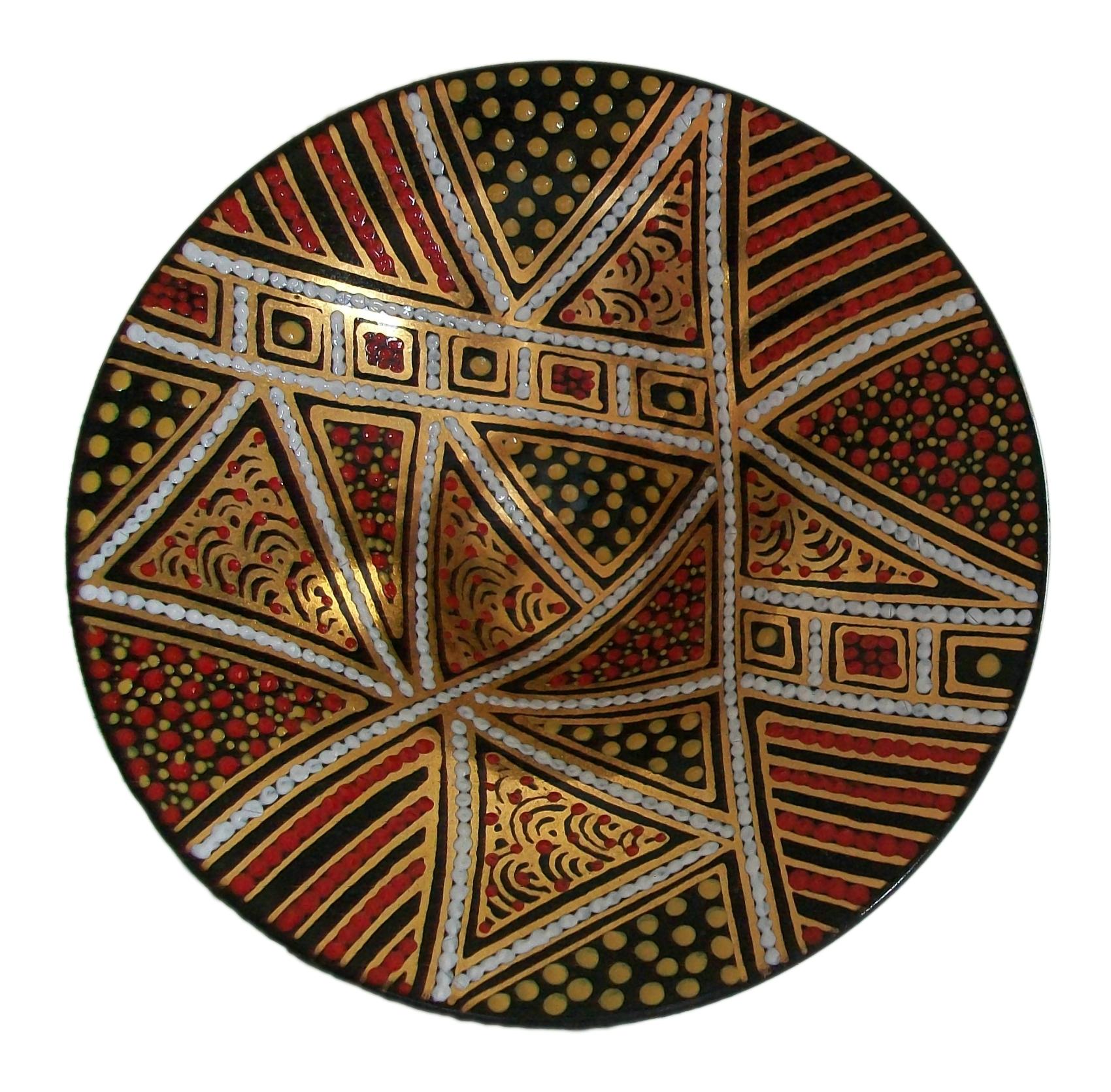 Aboriginal Dot Pattern Gilded Studio Ceramic Bowl, Signed, Australia, 20th C. For Sale 7
