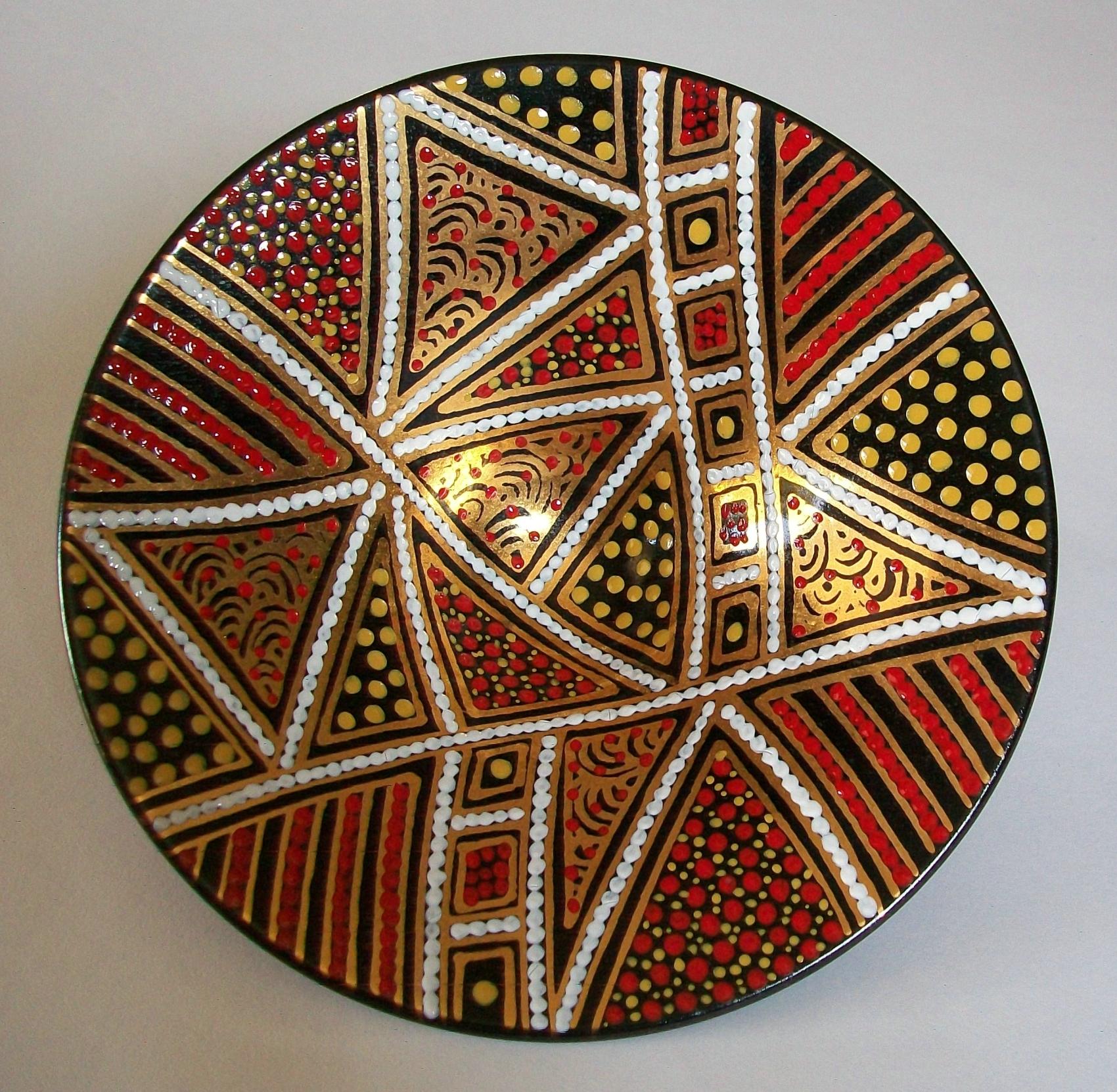 Glazed Aboriginal Dot Pattern Gilded Studio Ceramic Bowl, Signed, Australia, 20th C. For Sale