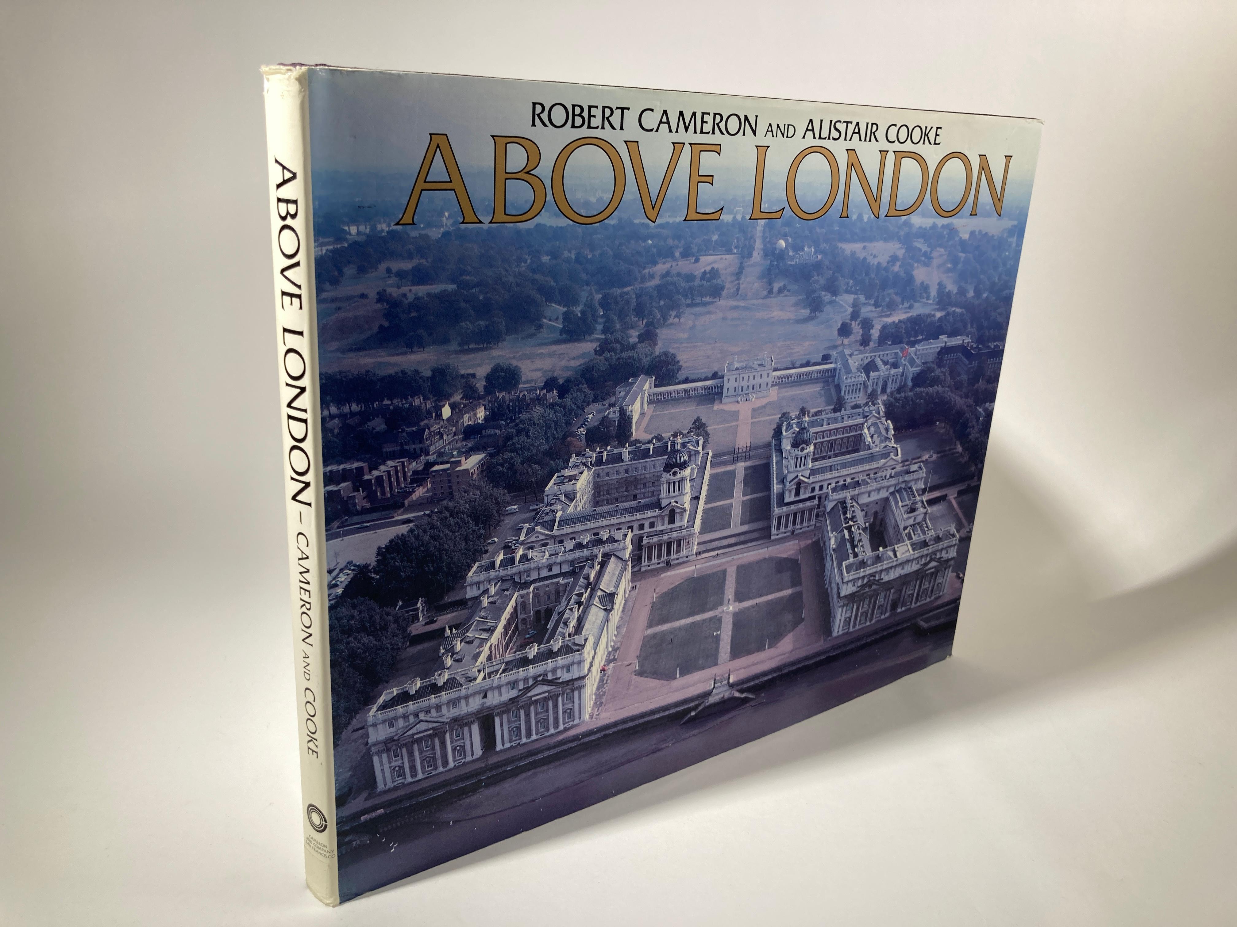 Expressionniste Au-dessus de Londres par Robert Cameron en vente