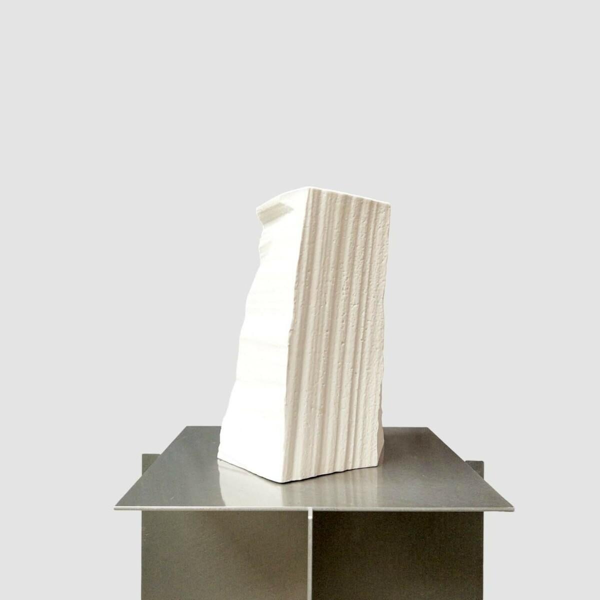 Sculpture en porcelaine « Above Sea Level B-9 » de Klaas Kuiken, 2019 Neuf - En vente à AMSTERDAM, NL