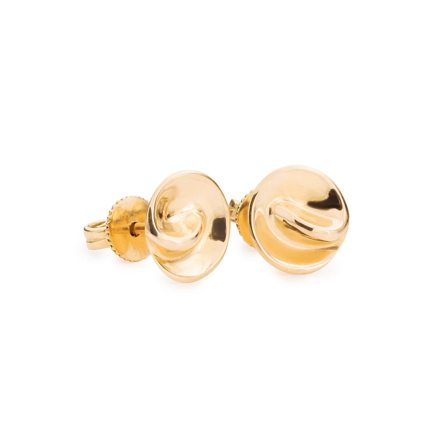 A timeless stud earring handcrafted in Spain from certified good delivery 18k yellow gold.
Diameter is 9mm. Post stud fastening.
Available in other hues of gold please contact customer care.

ABOUT THE BRAND
ABOY, a handcrafted fine jewellery brand