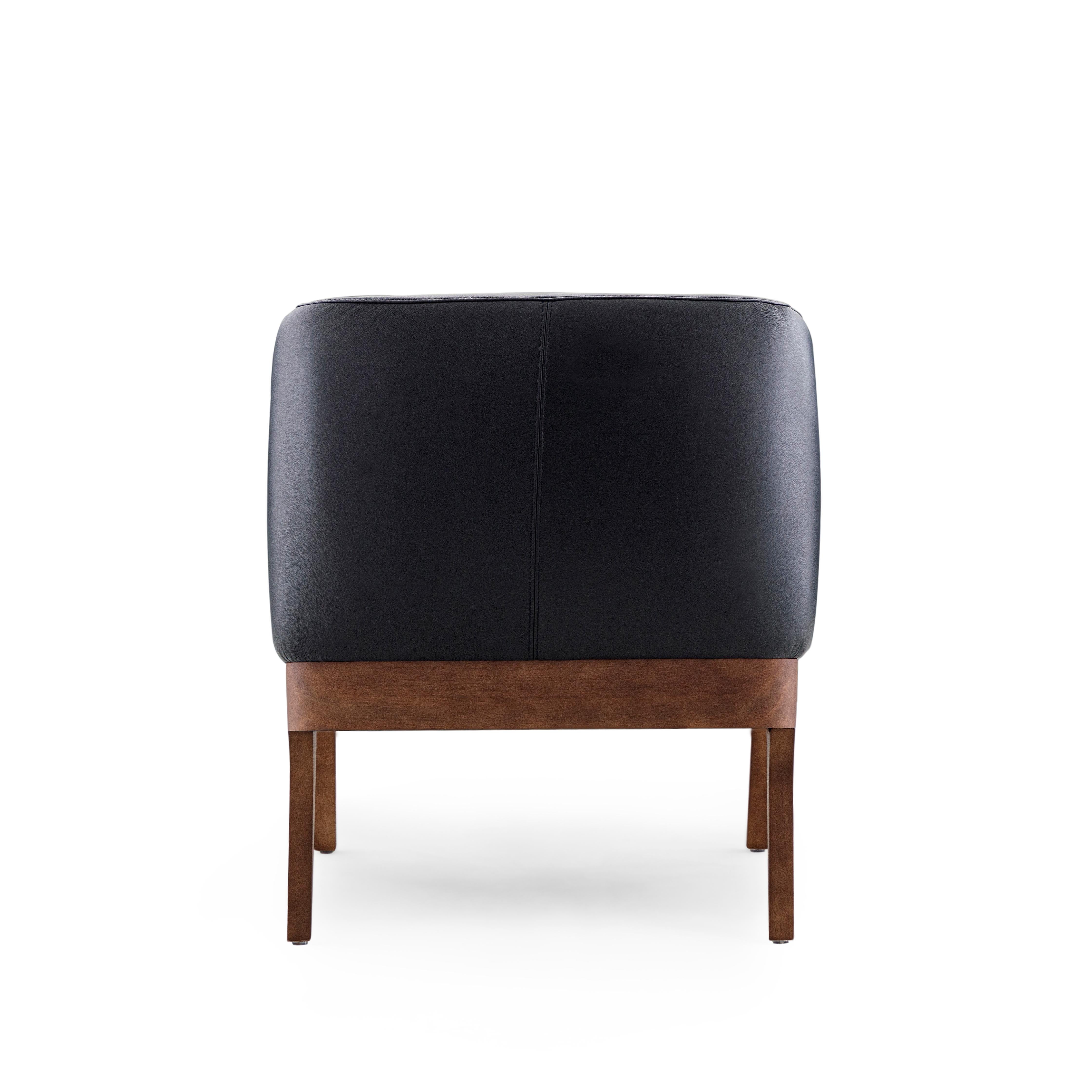 Abra Armchair in Black Leather and Walnut Wood Finish In New Condition For Sale In Miami, FL