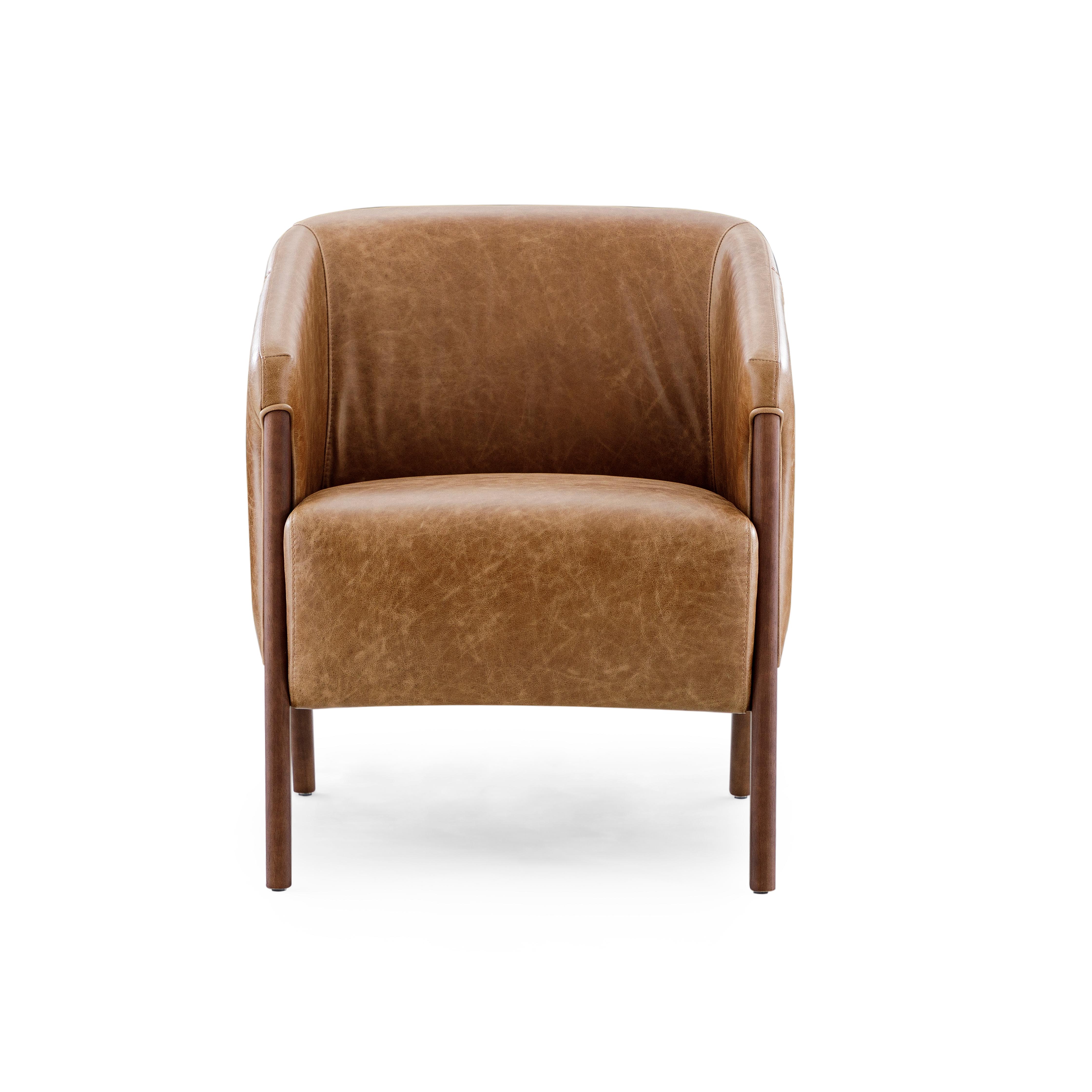 Fauteuil en cuir caramel vieilli avec cadre en placage de noyer, collection Abra Neuf - En vente à Miami, FL