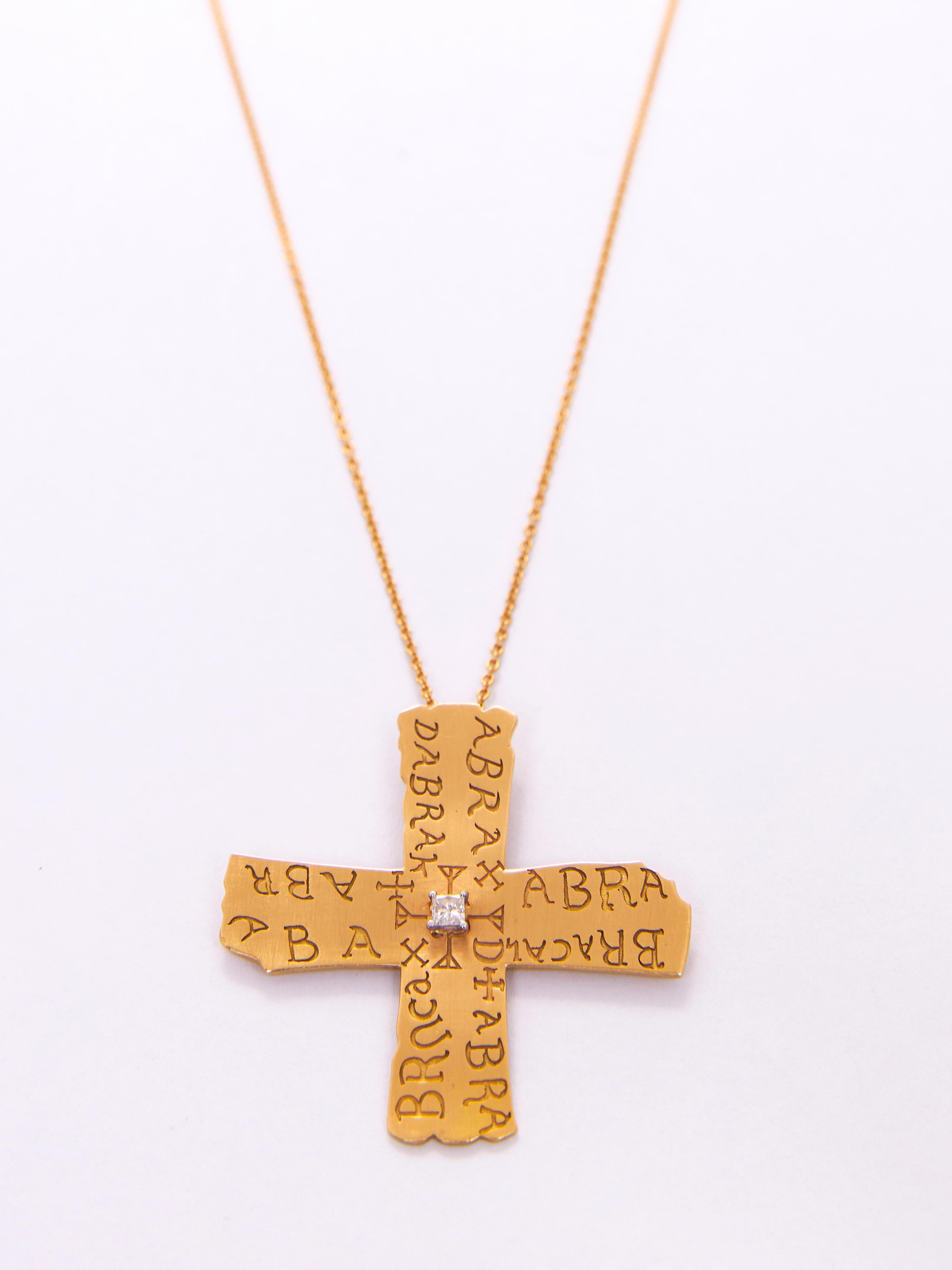 Amuleto Croce Abracadabra in oro 18kt in vendita 2